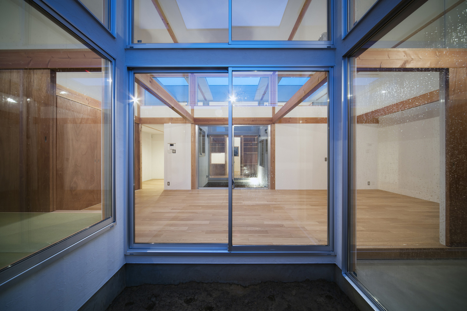 注文住宅・デザイン住宅建築実例_LDK 注文住宅・デザイン住宅建築実例_『CASE468 1.5階建ての家』_LDK