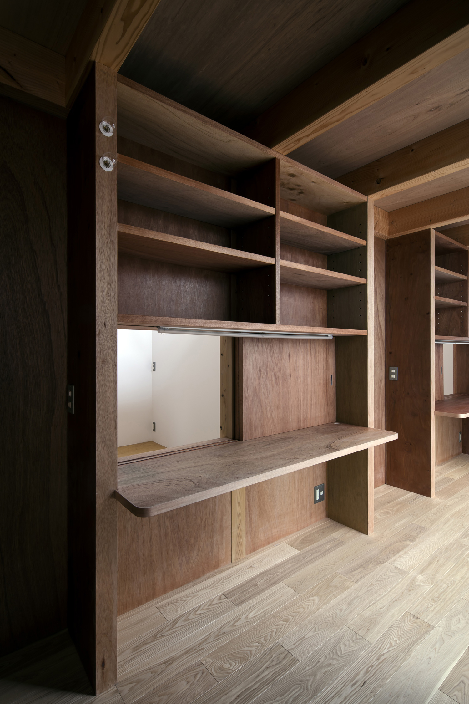 注文住宅・デザイン住宅建築実例_ 注文住宅・デザイン住宅建築実例_『CASE468 1.5階建ての家』_廊下