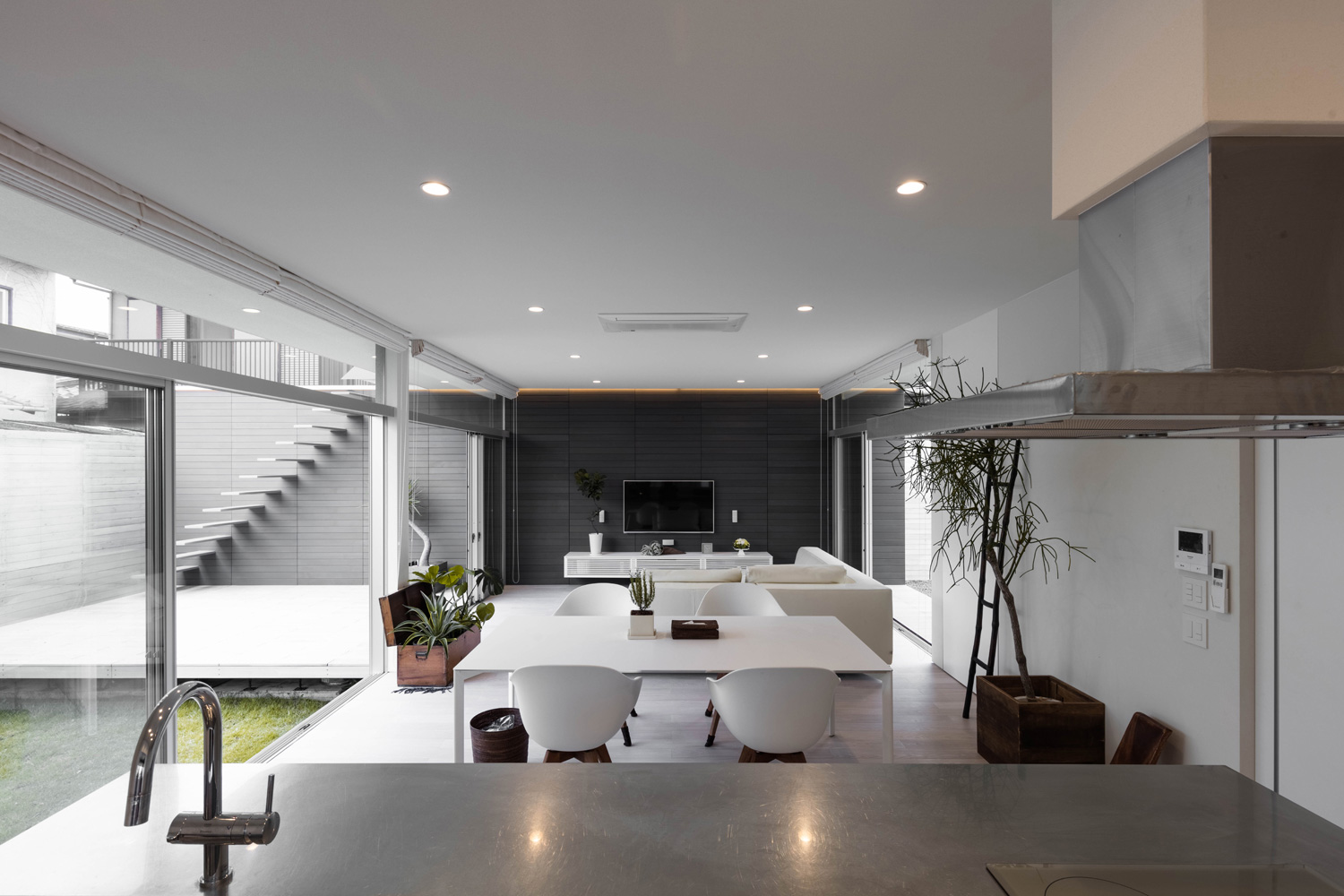 注文住宅・デザイン住宅建築実例_LDK 注文住宅・デザイン住宅建築実例_『CASE470 HOUSE.ASIAN / HORIZONTAL』_LDK