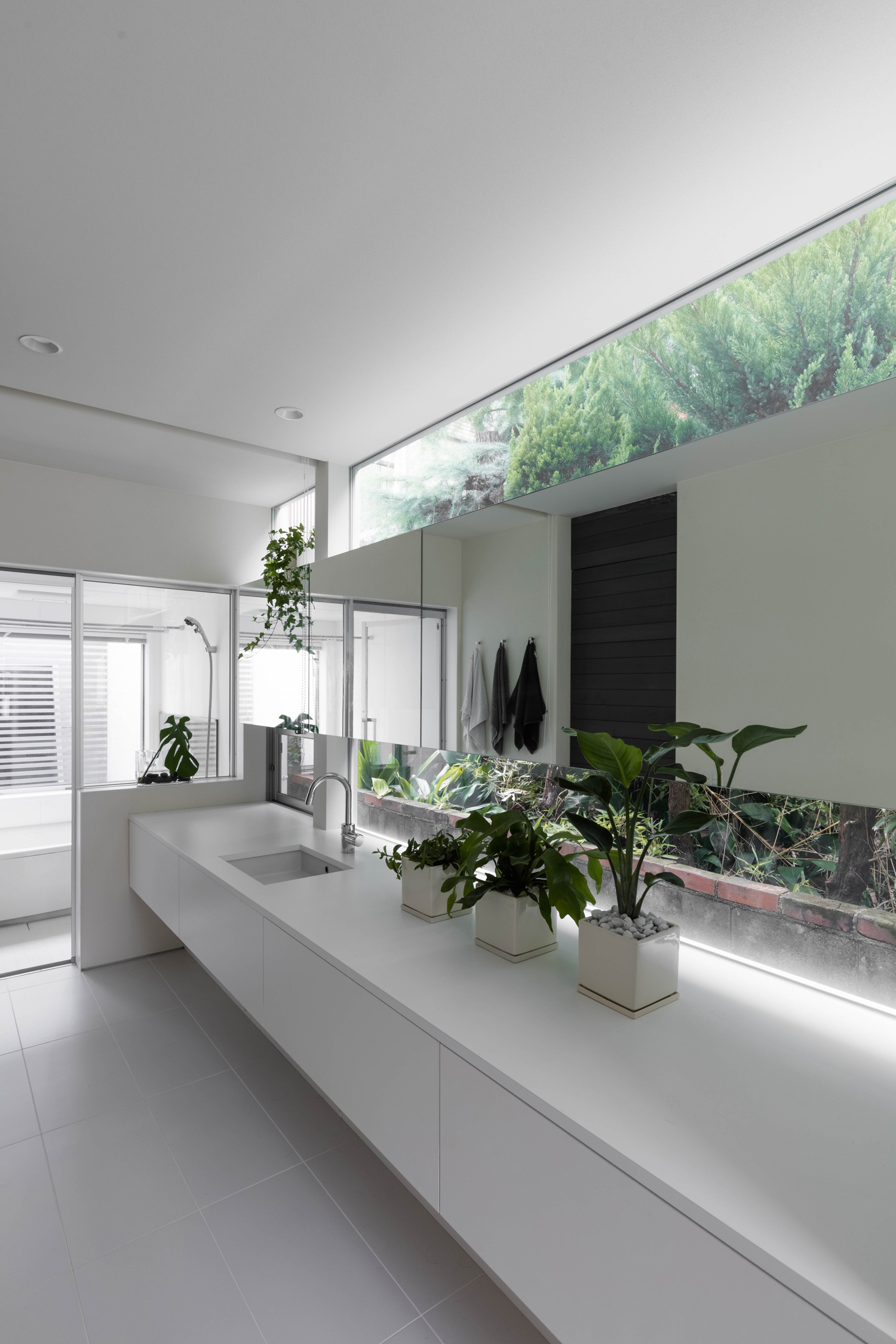 注文住宅・デザイン住宅建築実例_浴室・洗面所 注文住宅・デザイン住宅建築実例_『CASE470 HOUSE.ASIAN / HORIZONTAL』_浴室・洗面所