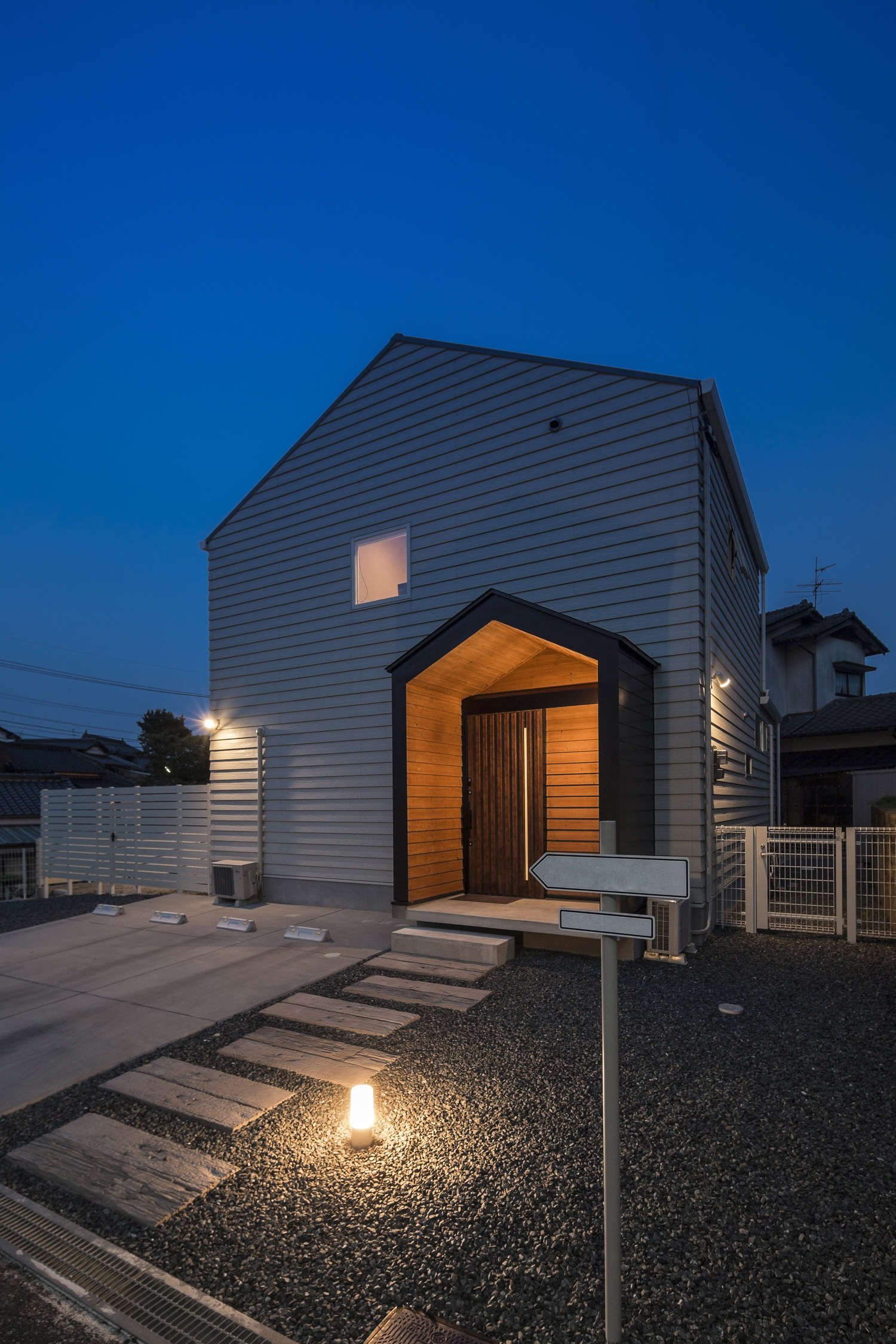 注文住宅・デザイン住宅建築実例_外観 注文住宅・デザイン住宅建築実例_『CASE471 ＨＯＭＥ ＢＡＳＥ』_外観