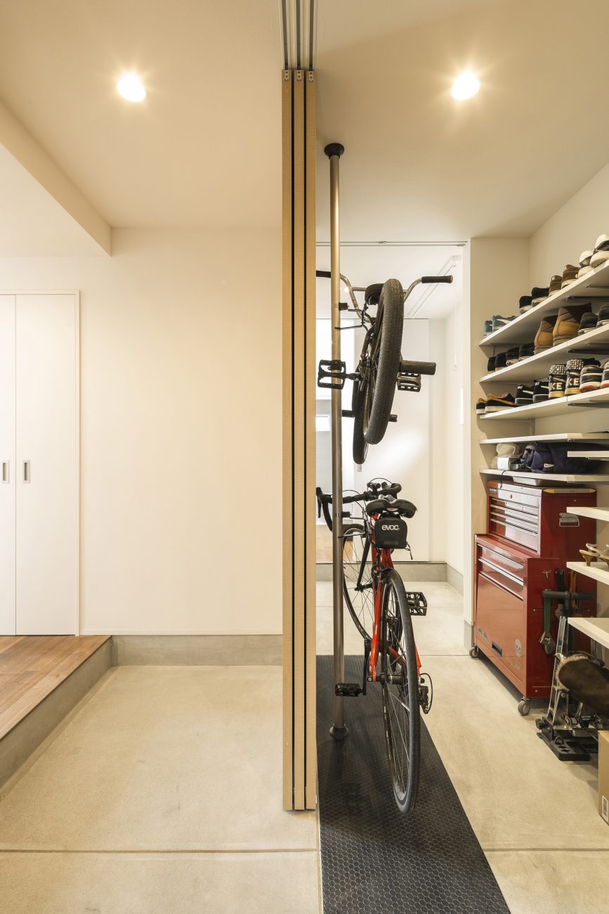 注文住宅・デザイン住宅建築実例_玄関 注文住宅・デザイン住宅建築実例_『CASE471 ＨＯＭＥ ＢＡＳＥ』_玄関