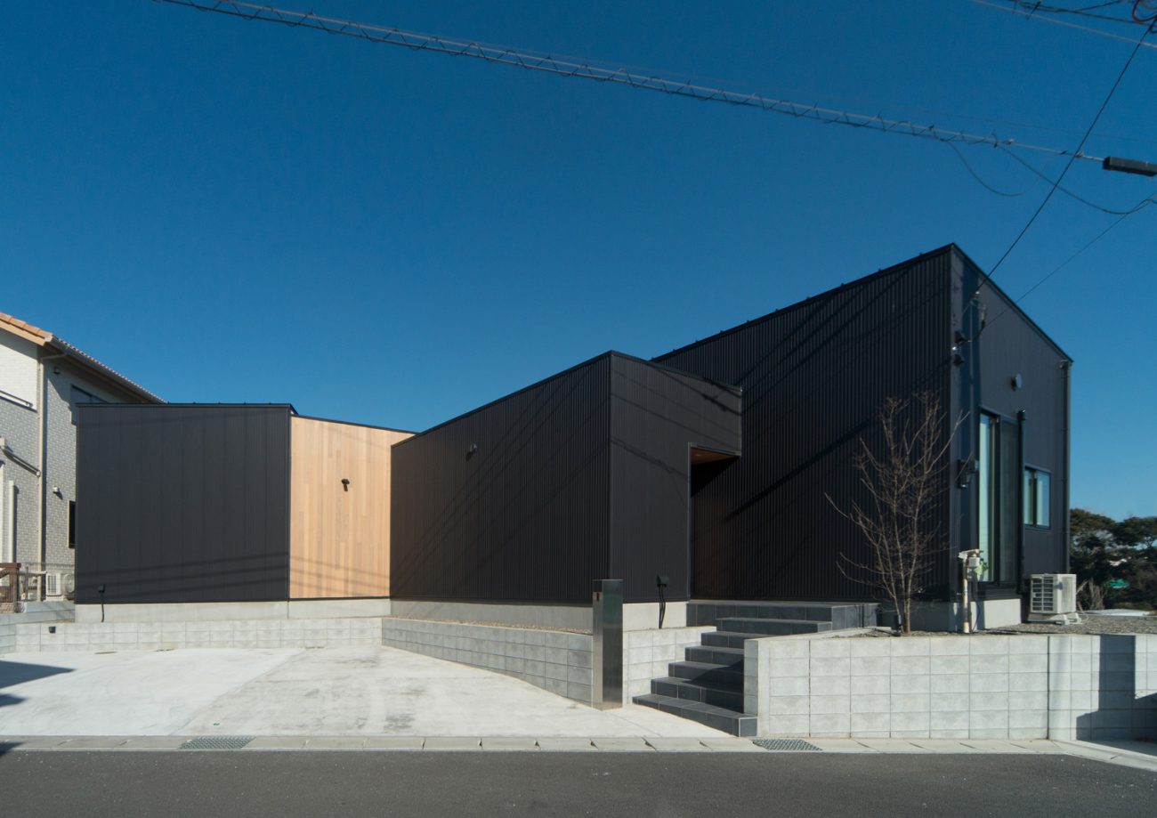注文住宅・デザイン住宅建築実例_外観 注文住宅・デザイン住宅建築実例_『CASE472 突き抜ける家』_外観