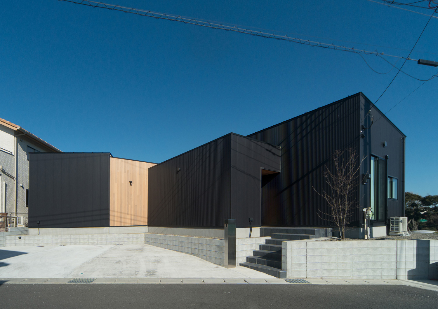 注文住宅・デザイン住宅建築実例_外観 注文住宅・デザイン住宅建築実例_『CASE472 突き抜ける家』_外観