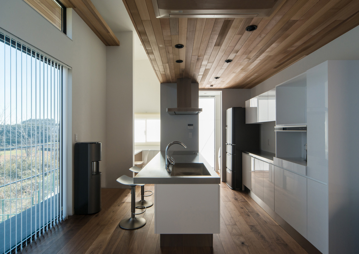 注文住宅・デザイン住宅建築実例_LDK 注文住宅・デザイン住宅建築実例_『CASE472 突き抜ける家』_LDK