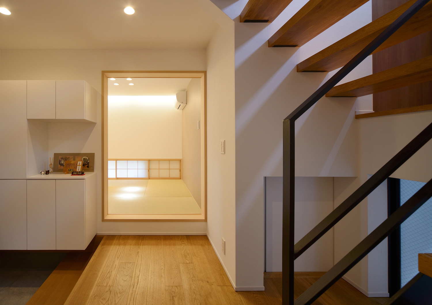 注文住宅・デザイン住宅建築実例_玄関 注文住宅・デザイン住宅建築実例_『CASE473 和みの家』_玄関