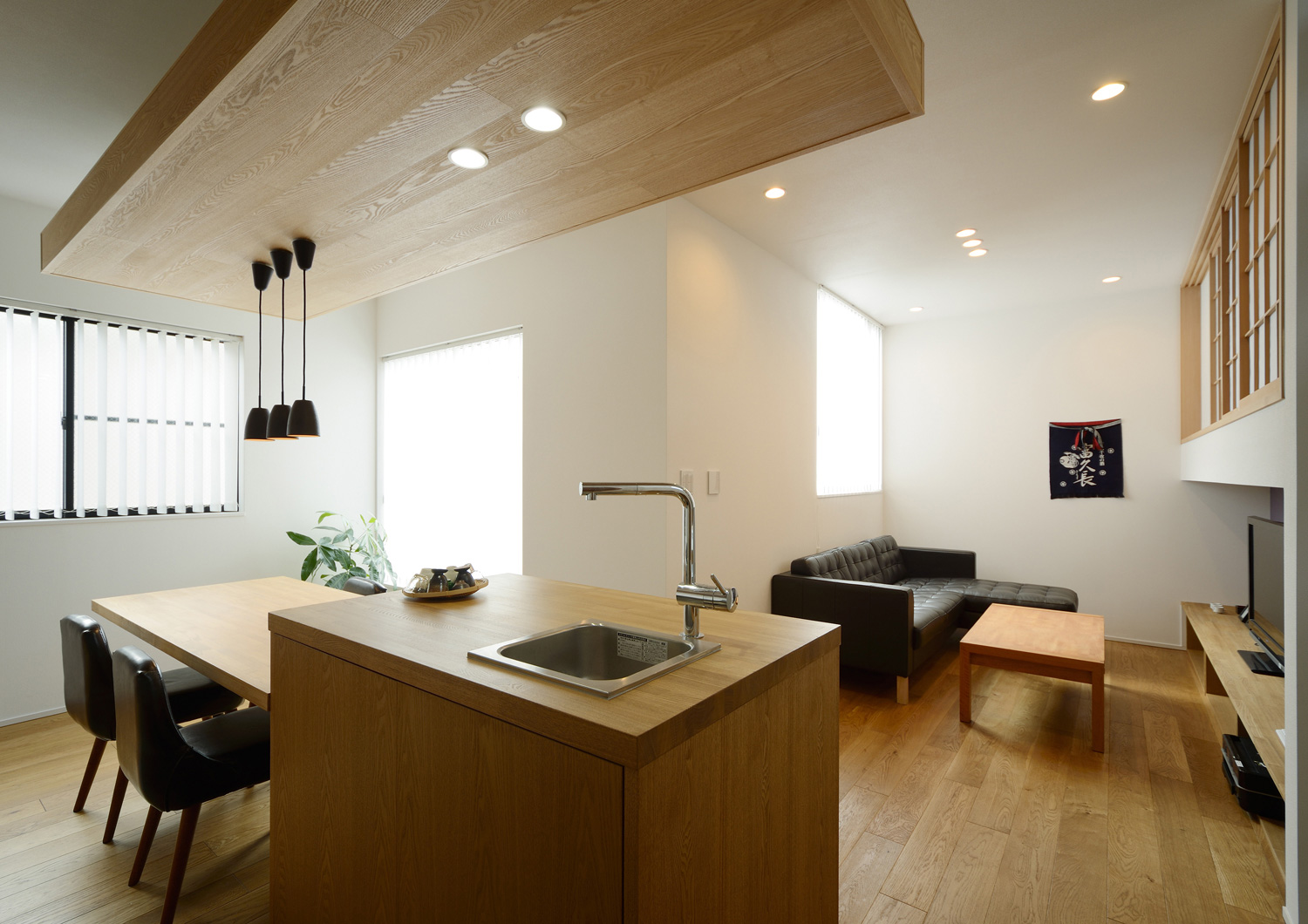 注文住宅・デザイン住宅建築実例_LDK 注文住宅・デザイン住宅建築実例_『CASE473 和みの家』_LDK