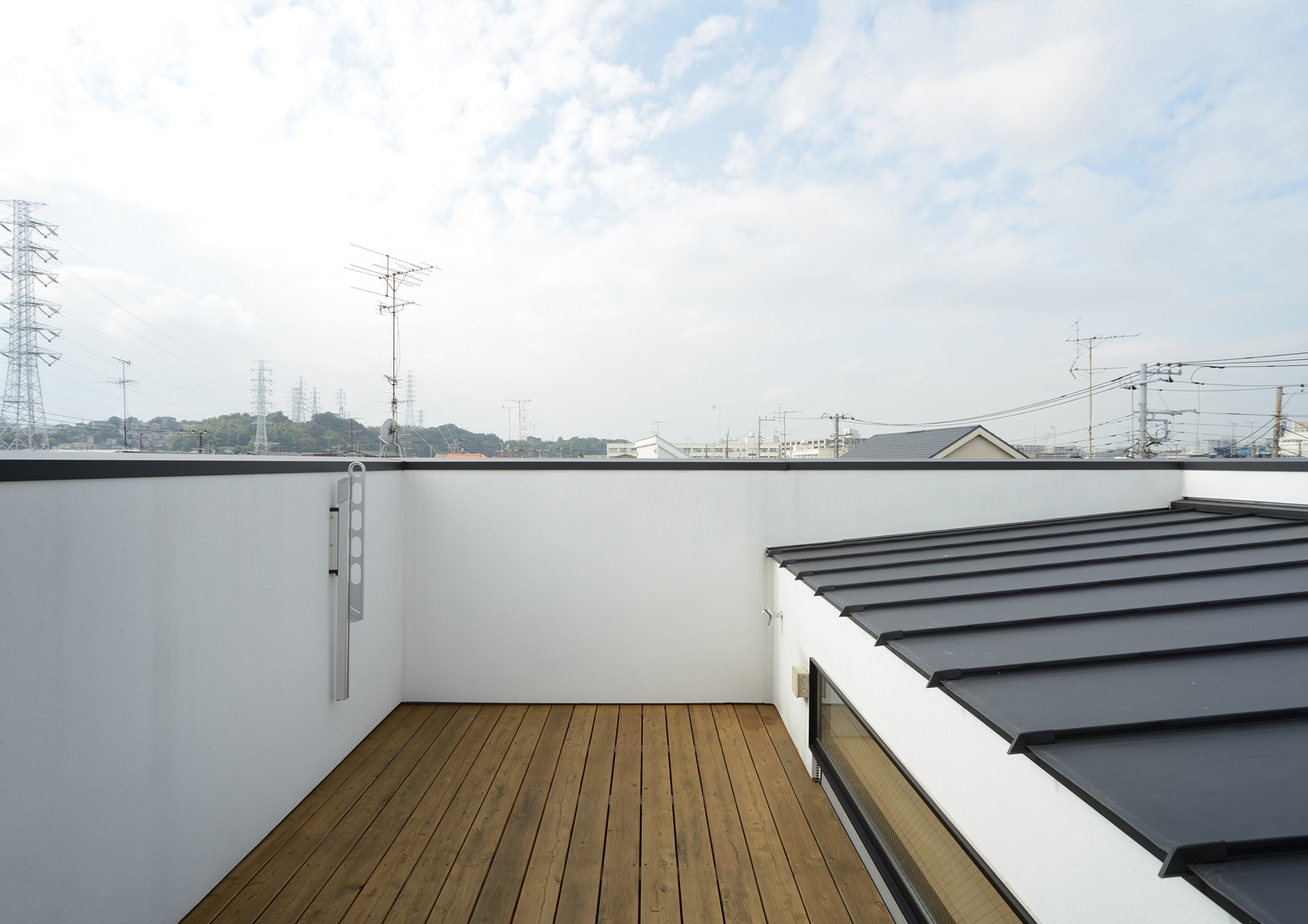 注文住宅・デザイン住宅建築実例_テラス・バルコニー 注文住宅・デザイン住宅建築実例_『CASE473 和みの家』_テラス・バルコニー