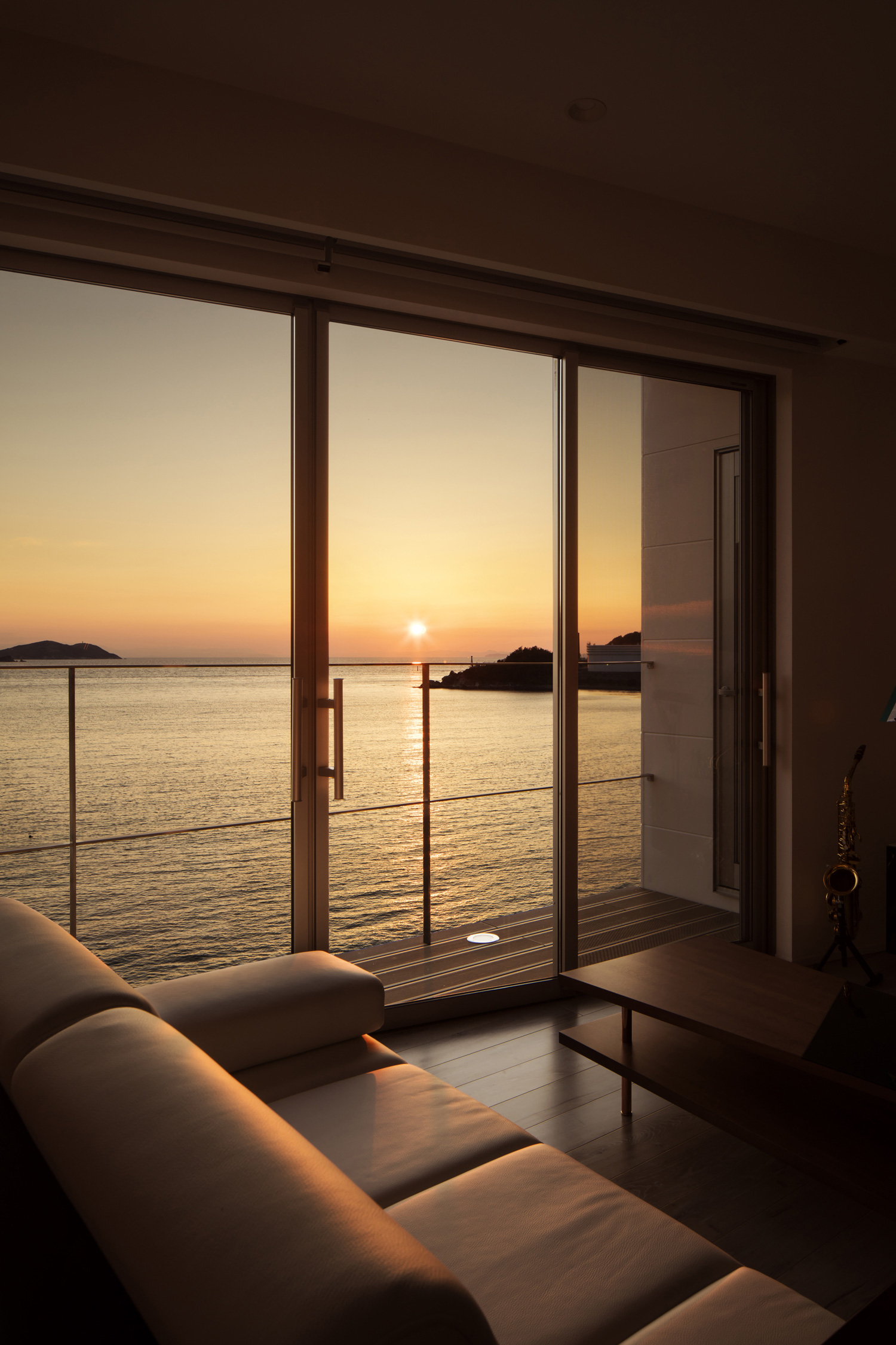 注文住宅・デザイン住宅建築実例_LDK 注文住宅・デザイン住宅建築実例_『CASE479 セカンドハウス 宙』_LDK