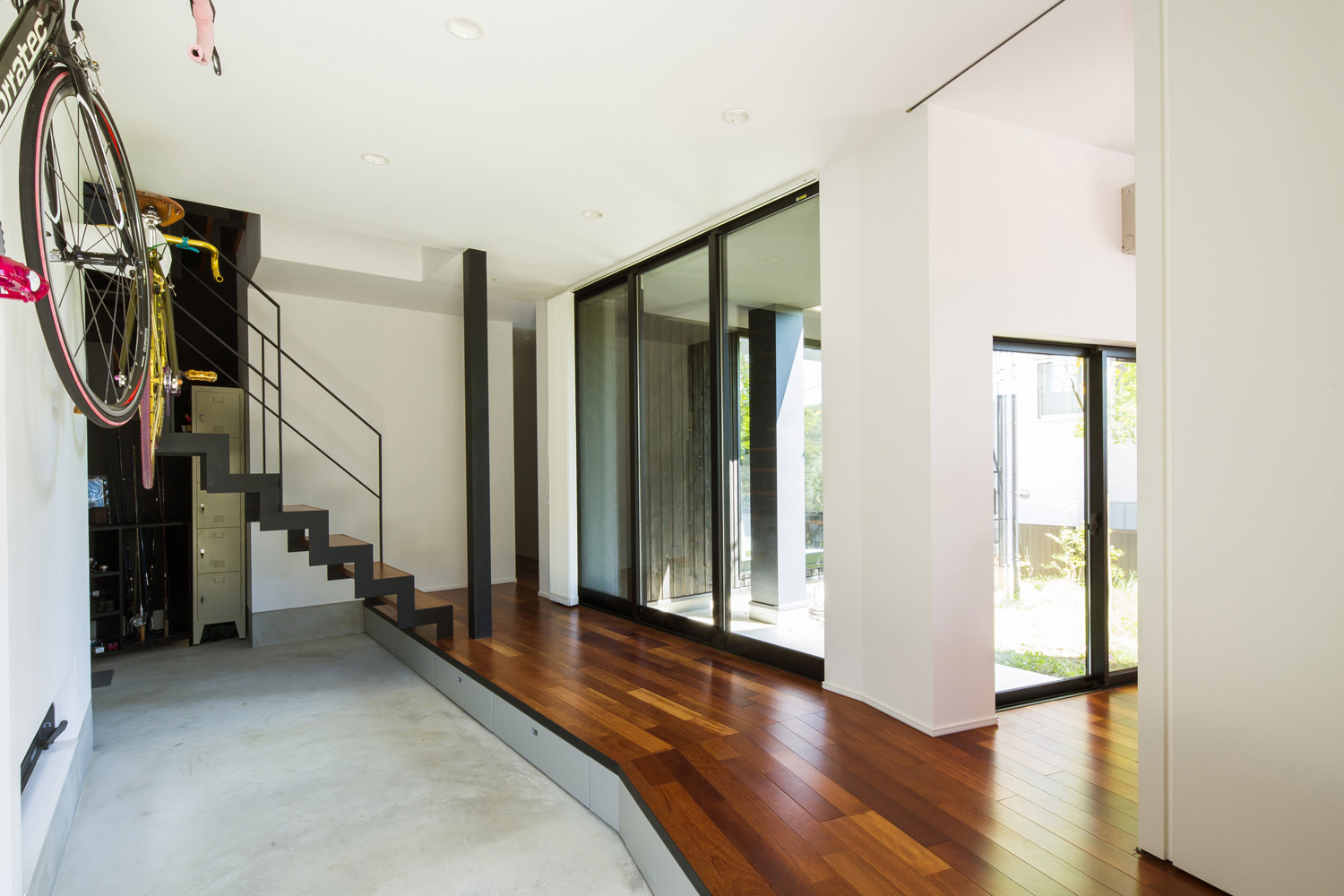 注文住宅・デザイン住宅建築実例_玄関 注文住宅・デザイン住宅建築実例_『CASE462 HAND MADE』_玄関