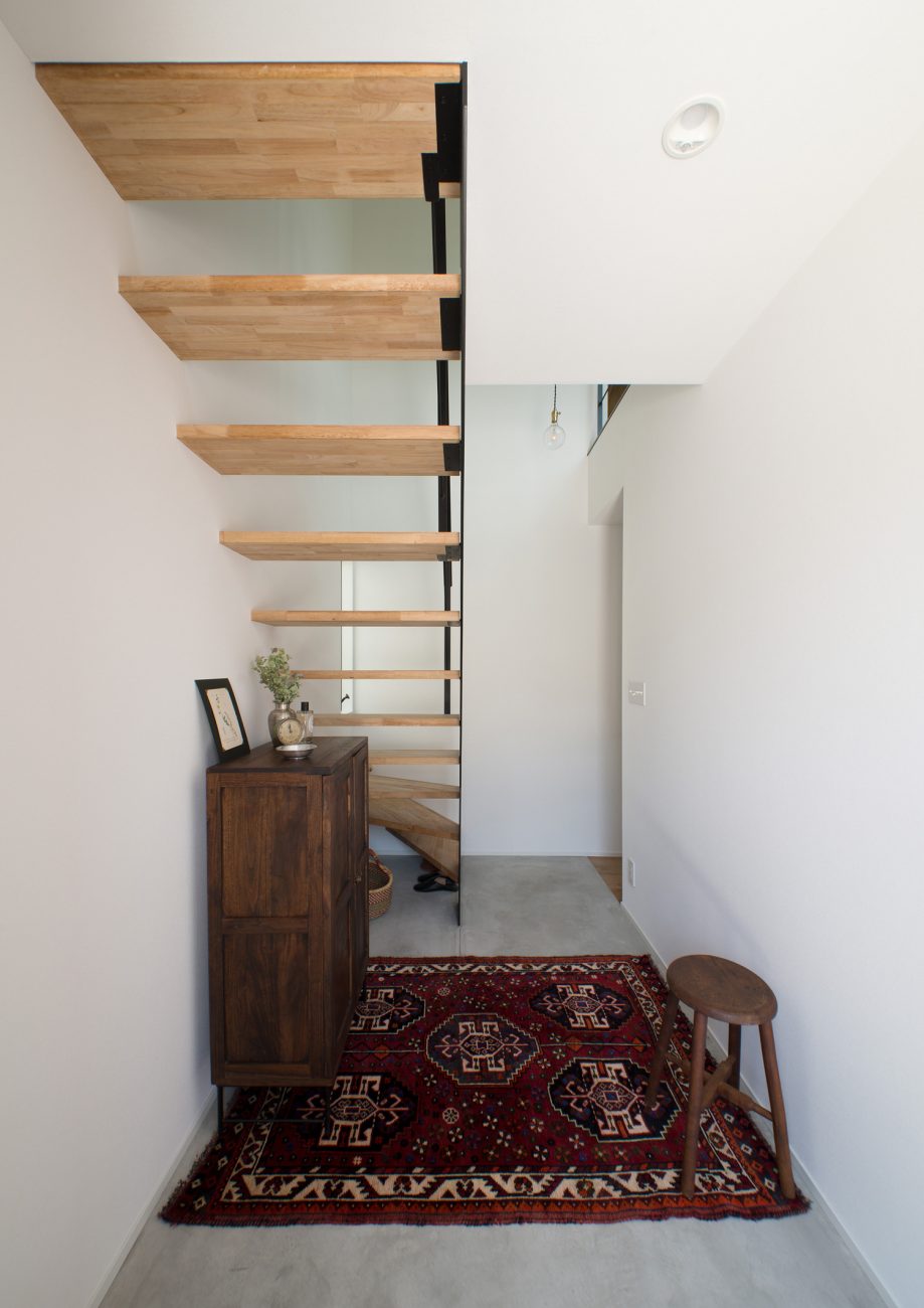 注文住宅・デザイン住宅建築実例_玄関 注文住宅・デザイン住宅建築実例_『CASE481 素地の住まい』_玄関