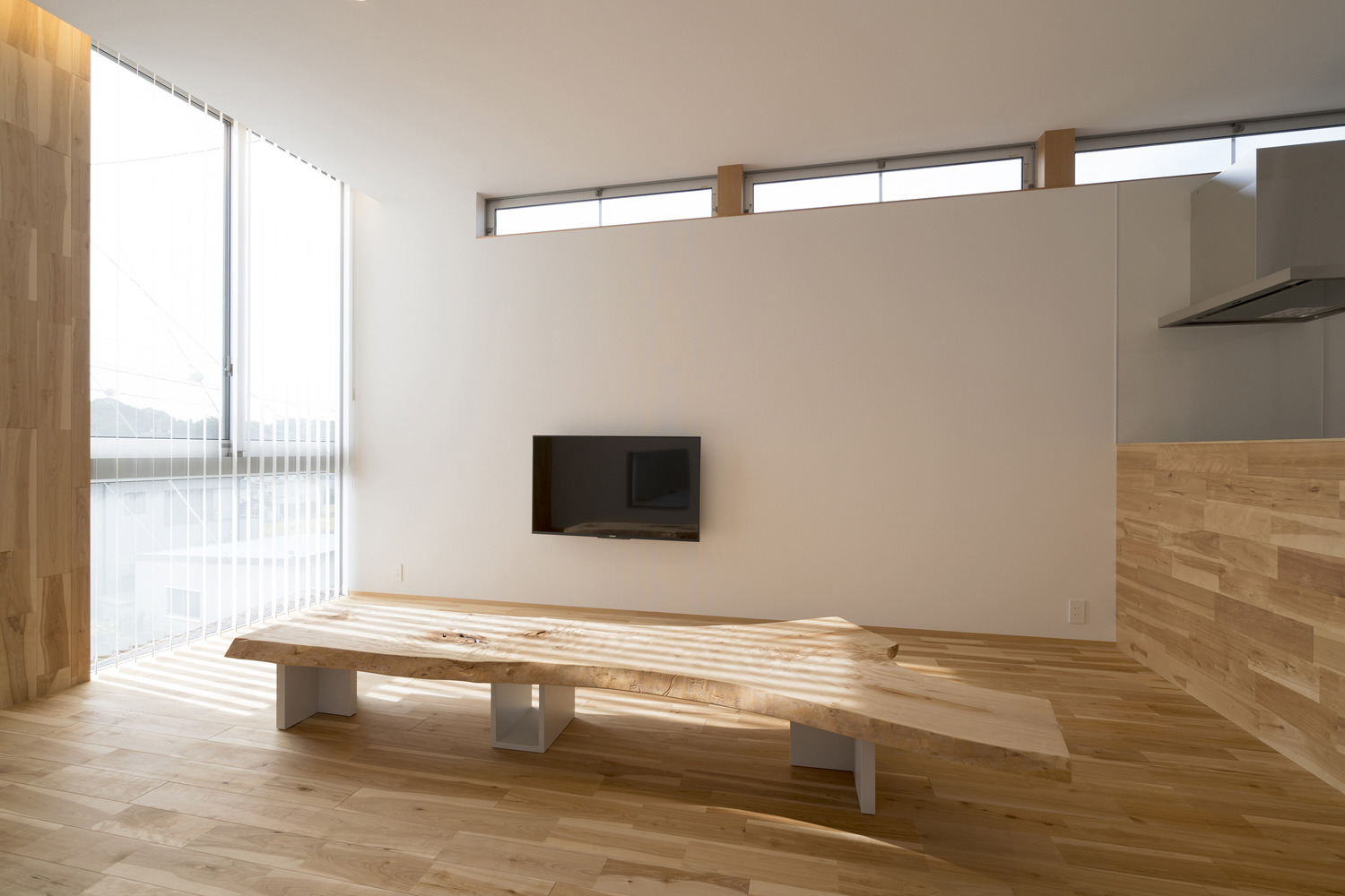 木材を中心としたナチュラルで明るいLDK・デザイン住宅 注文住宅・デザイン住宅建築実例_『CASE483 カバザクラノイエ』_LDK