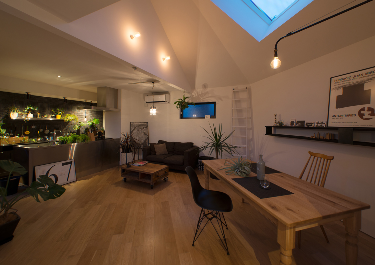 注文住宅・デザイン住宅建築実例_LDK 注文住宅・デザイン住宅建築実例_『CASE486 デザインへの挑戦』_LDK