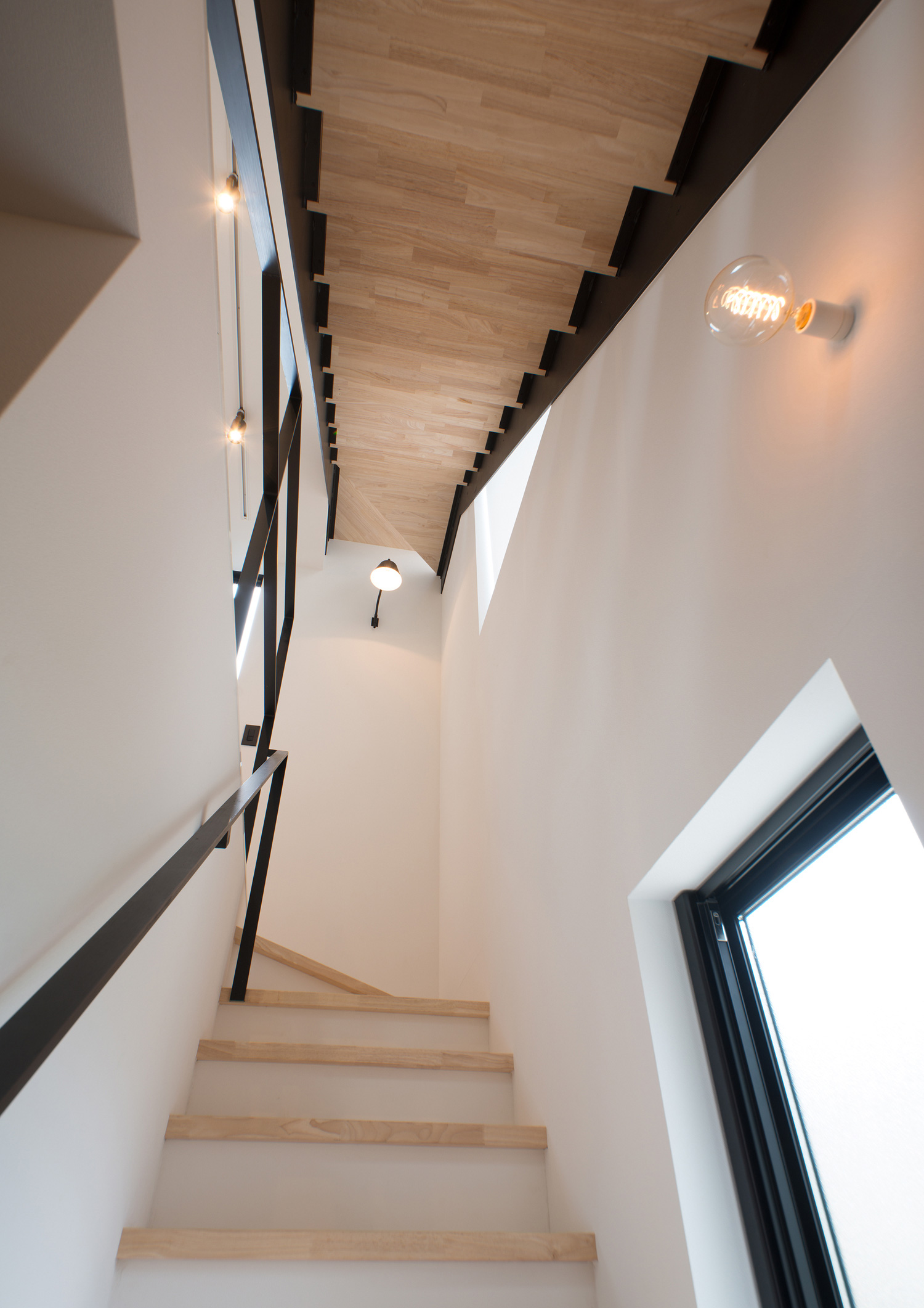 注文住宅・デザイン住宅建築実例_階段 注文住宅・デザイン住宅建築実例_『CASE486 デザインへの挑戦』_階段