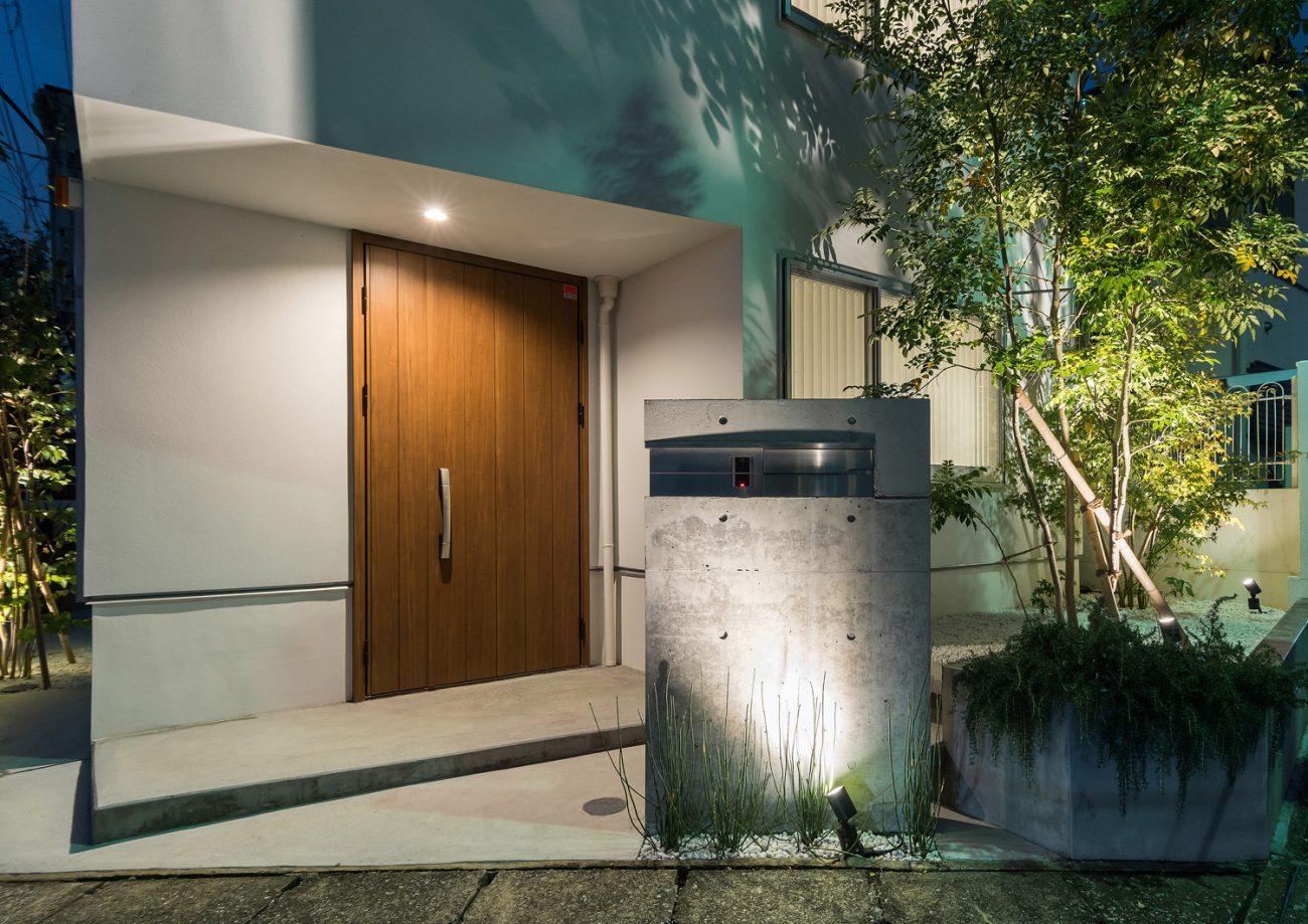 注文住宅・デザイン住宅建築実例_玄関 注文住宅・デザイン住宅建築実例_『CASE488 都市型コンパクト住宅』_玄関