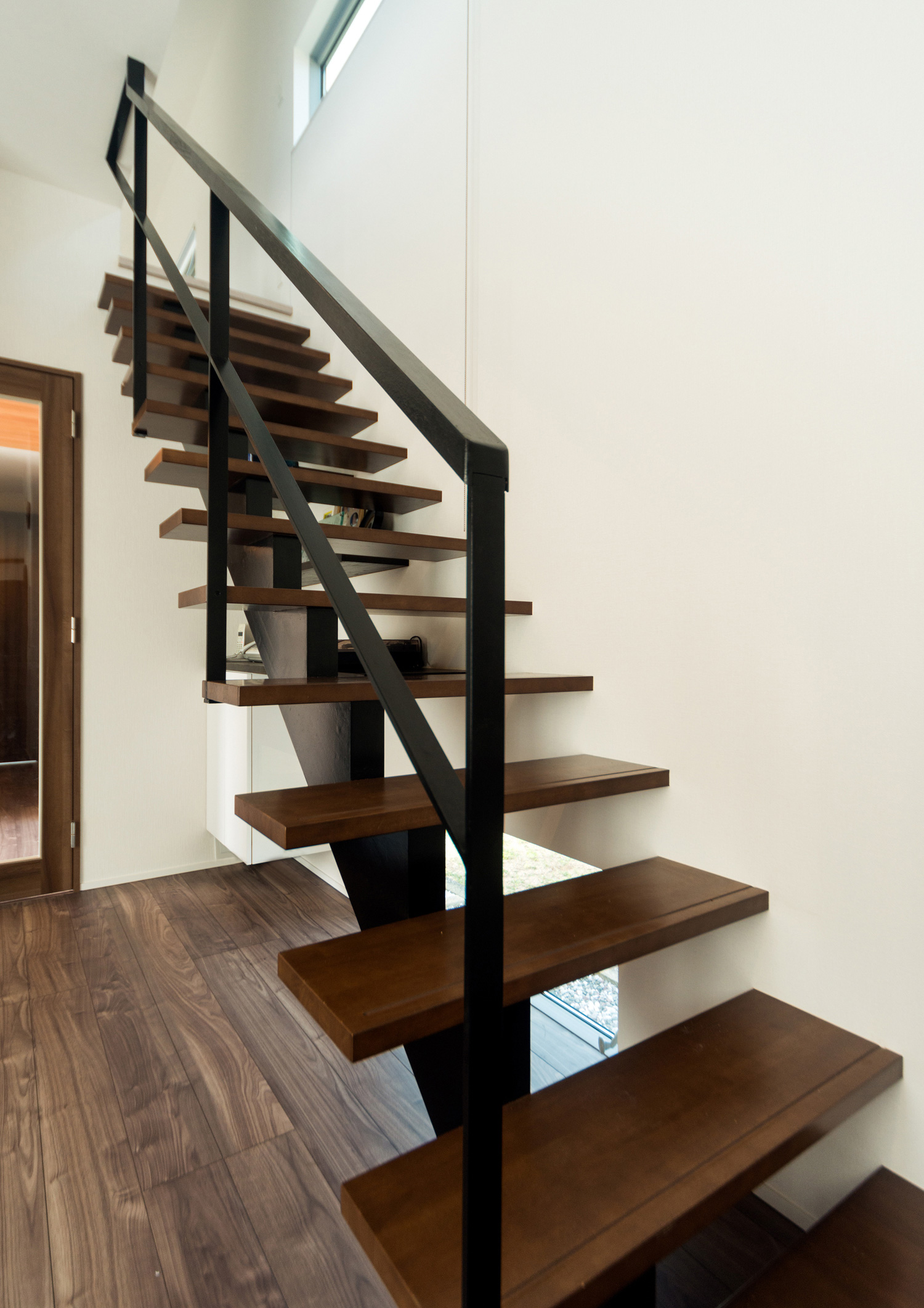 注文住宅・デザイン住宅建築実例_階段 注文住宅・デザイン住宅建築実例_『CASE491 dramatic expectation』_階段