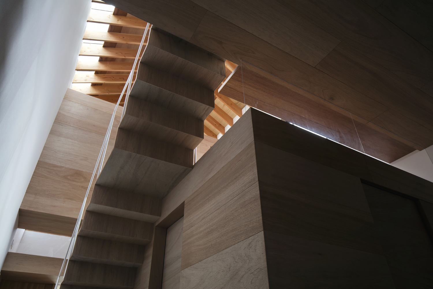 注文住宅・デザイン住宅建築実例_階段 注文住宅・デザイン住宅建築実例_『CASE493 熊取の住宅』_階段