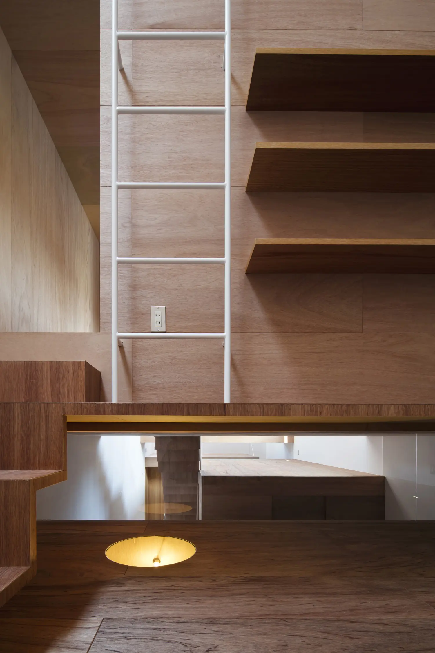 窮屈さを感じない書斎スペース