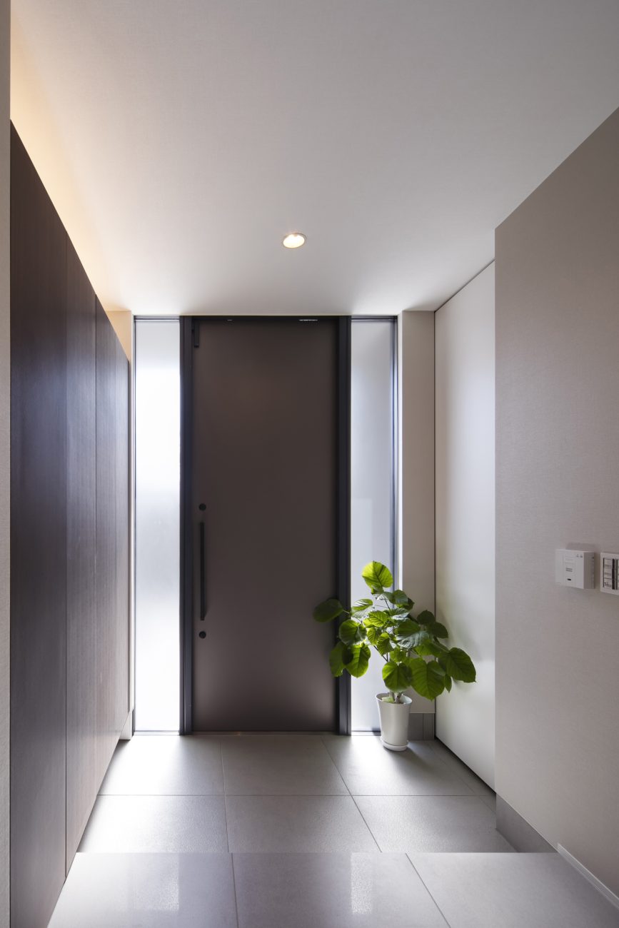 注文住宅・デザイン住宅建築実例_玄関 注文住宅・デザイン住宅建築実例_『CASE496 FRAME HOUSE』_玄関