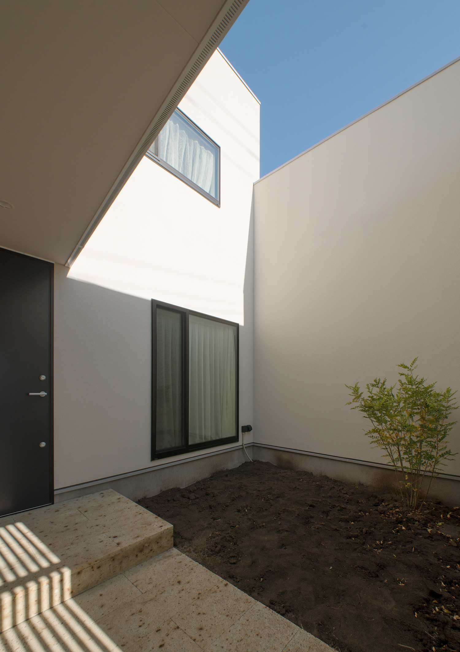 注文住宅・デザイン住宅建築実例_中庭 注文住宅・デザイン住宅建築実例_『CASE499 ハザマ』_中庭