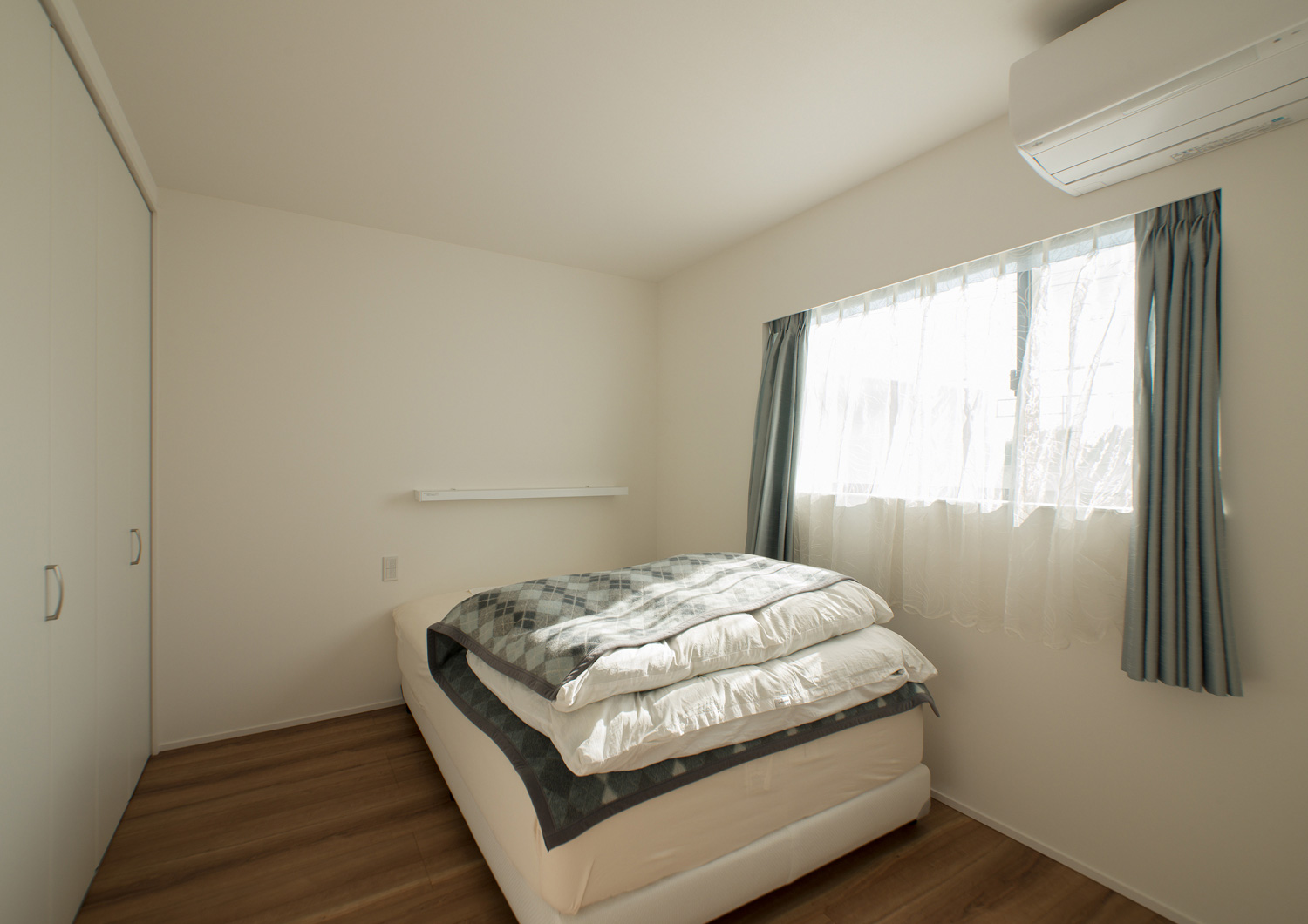 注文住宅・デザイン住宅建築実例_寝室 注文住宅・デザイン住宅建築実例_『CASE499 ハザマ』_寝室