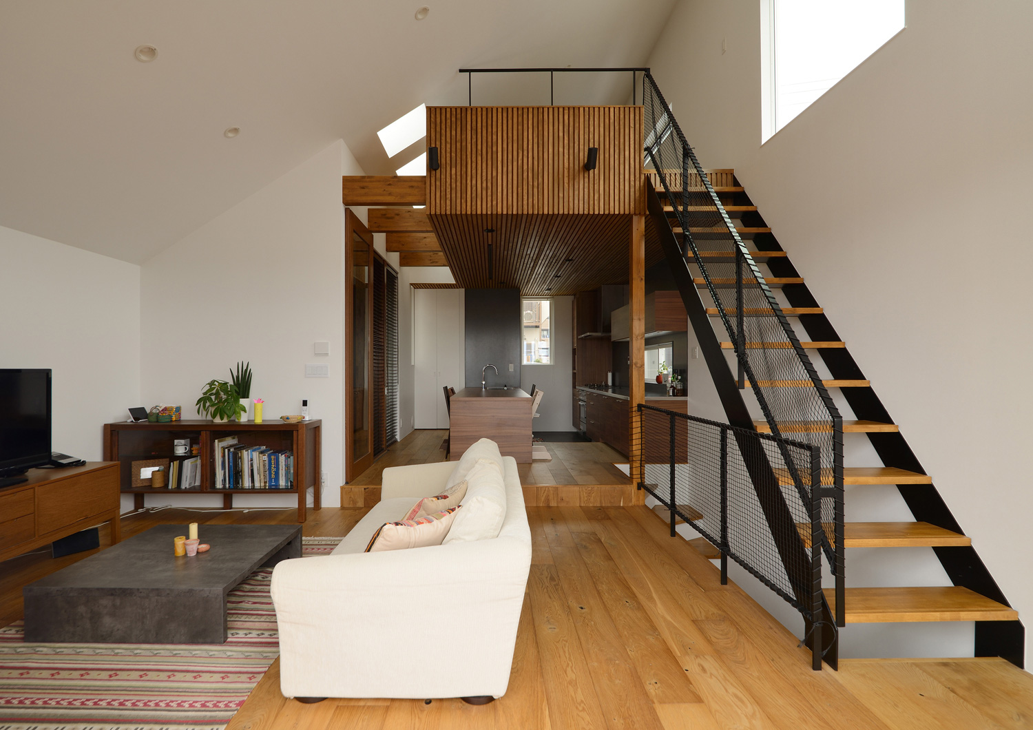 注文住宅・デザイン住宅建築実例_LDK 注文住宅・デザイン住宅建築実例_『CASE501 浮木の家』_LDK