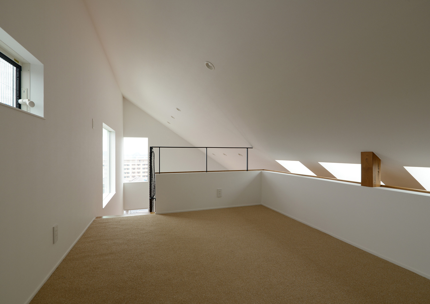 注文住宅・デザイン住宅建築実例_ 注文住宅・デザイン住宅建築実例_『CASE501 浮木の家』_ロフト