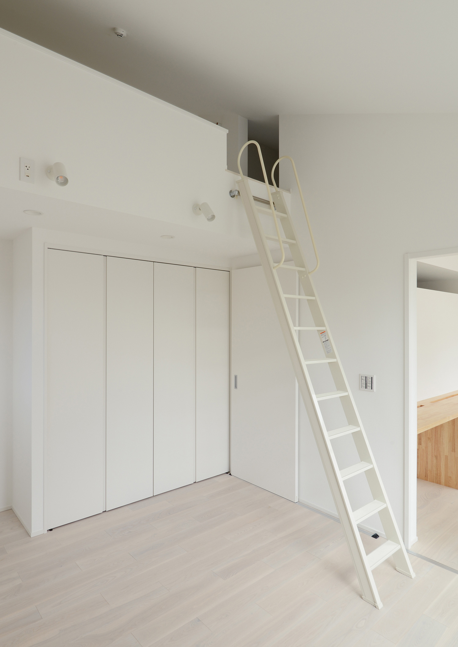 注文住宅・デザイン住宅建築実例_子供部屋 注文住宅・デザイン住宅建築実例_『CASE502 WOOD BOX』_子供部屋