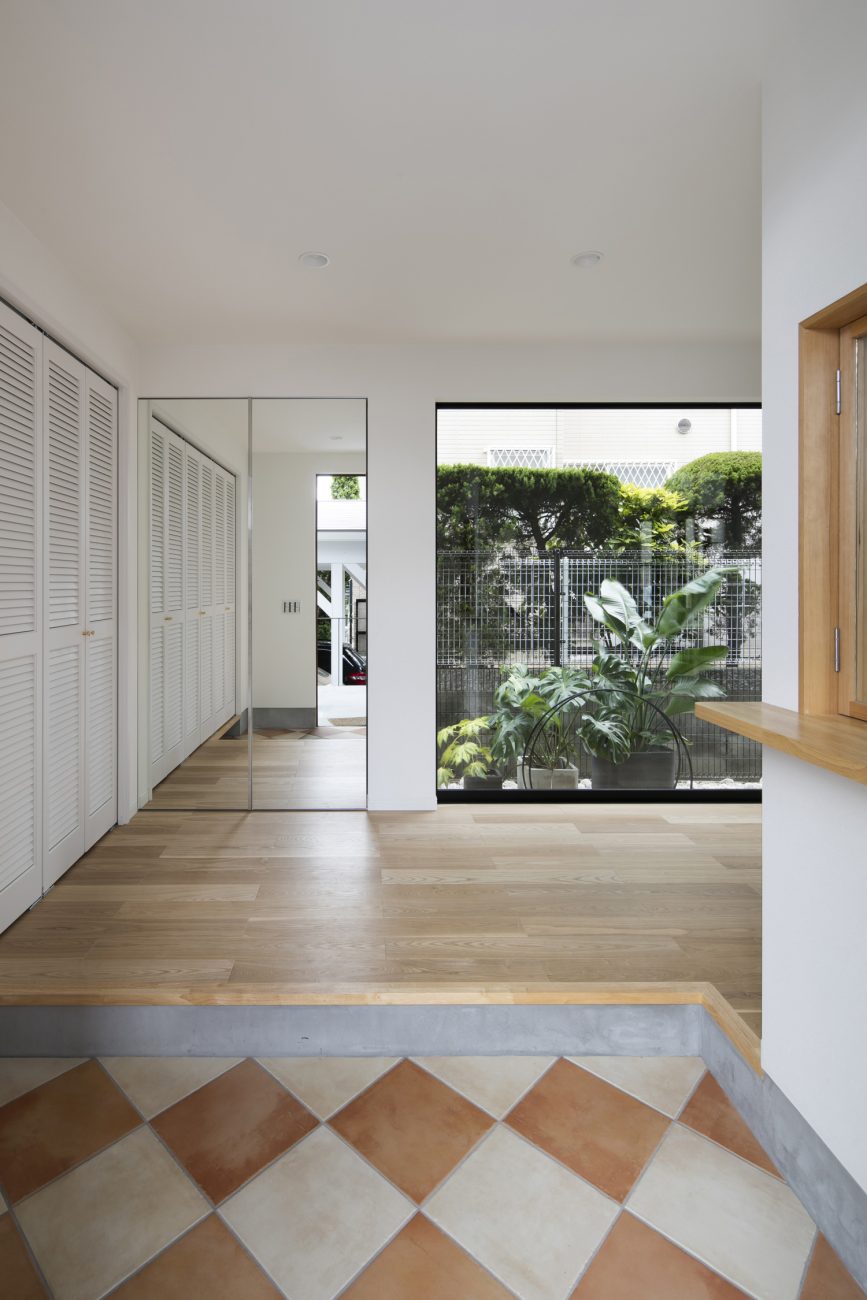 注文住宅・デザイン住宅建築実例_玄関 注文住宅・デザイン住宅建築実例_『CASE506 c o l o r i s』_玄関