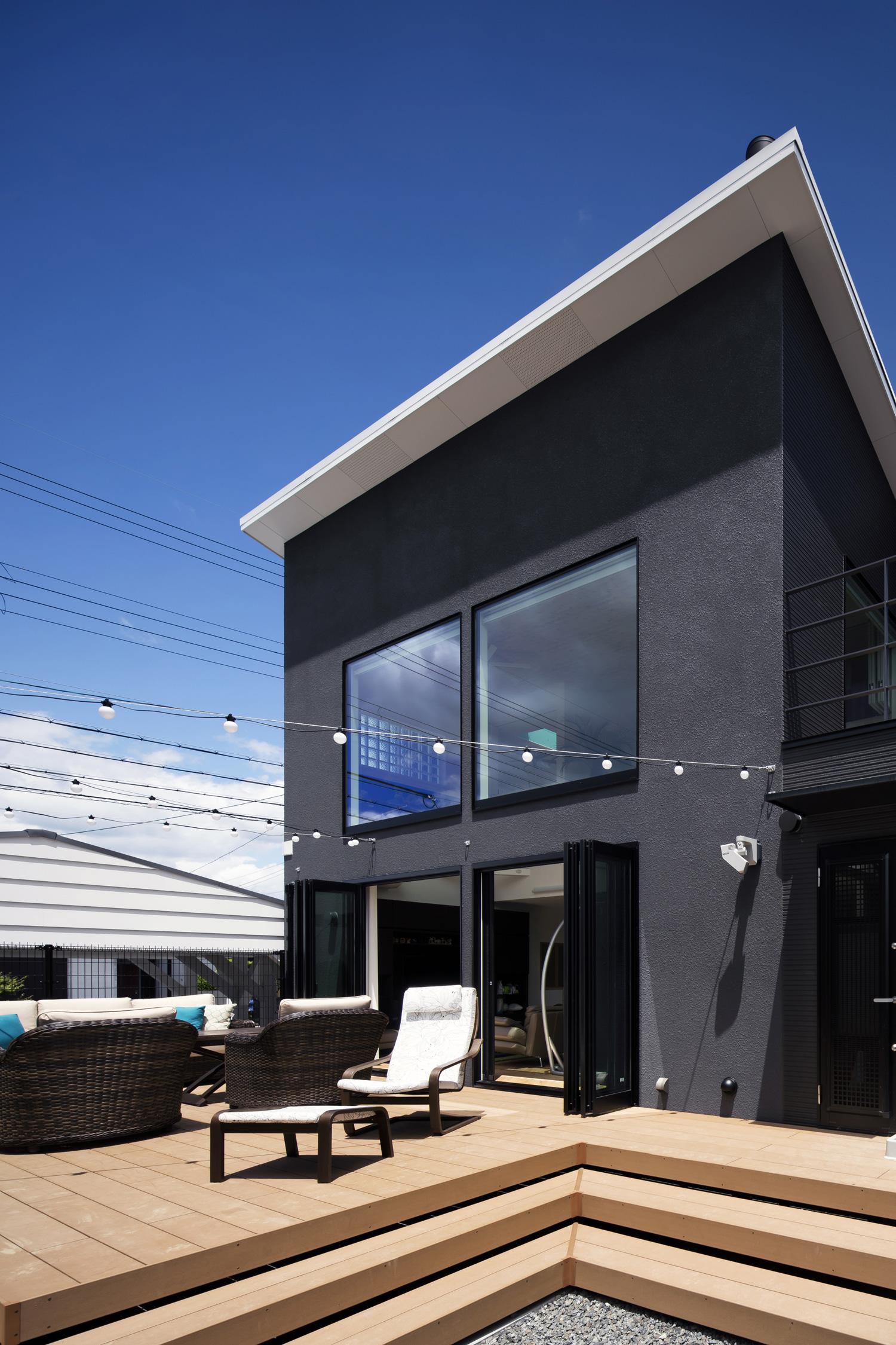 注文住宅・デザイン住宅建築実例_テラス・バルコニー 注文住宅・デザイン住宅建築実例_『CASE506 c o l o r i s』_テラス・バルコニー