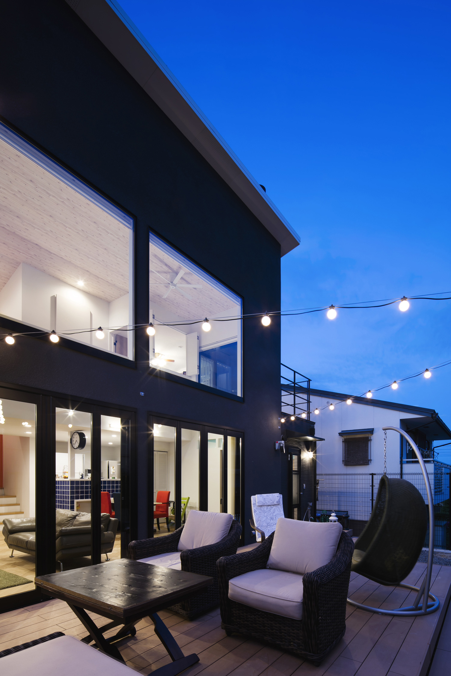 注文住宅・デザイン住宅建築実例_テラス・バルコニー 注文住宅・デザイン住宅建築実例_『CASE506 c o l o r i s』_テラス・バルコニー