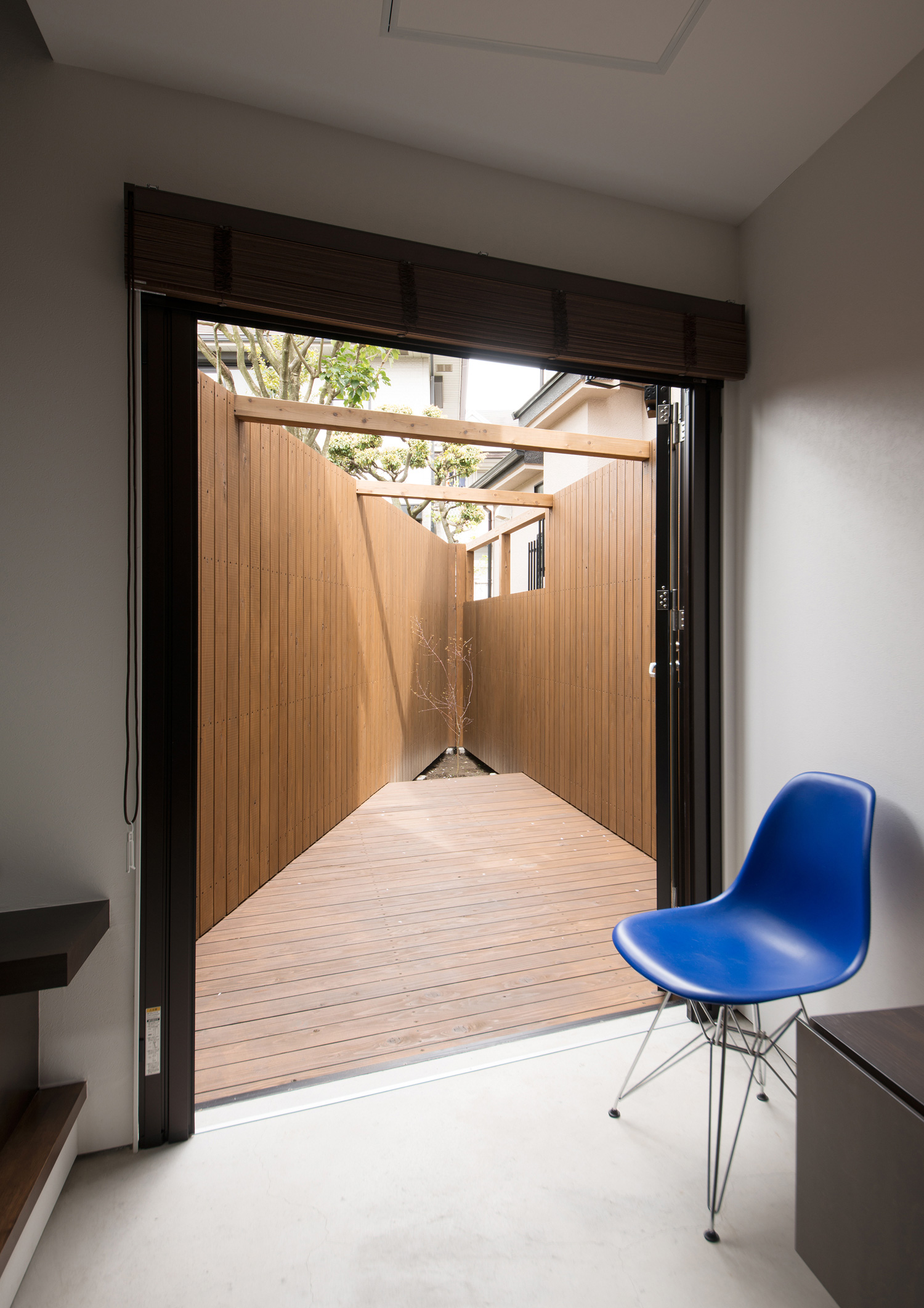 注文住宅・デザイン住宅建築実例_テラス・バルコニー 注文住宅・デザイン住宅建築実例_『CASE507 重なる家』_テラス・バルコニー