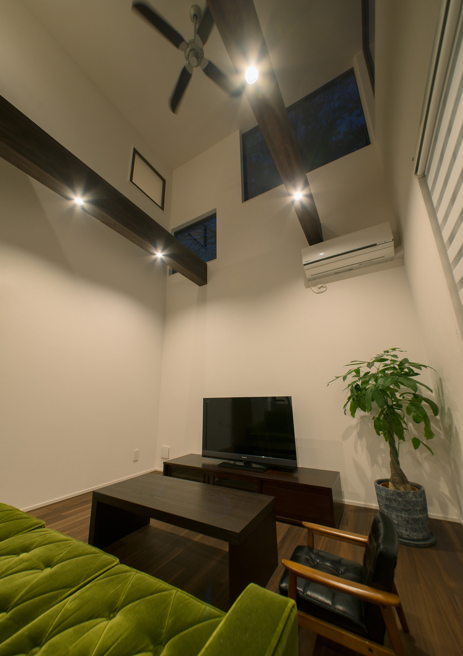 注文住宅・デザイン住宅建築実例_LDK 注文住宅・デザイン住宅建築実例_『CASE510 青藍の匣』_LDK