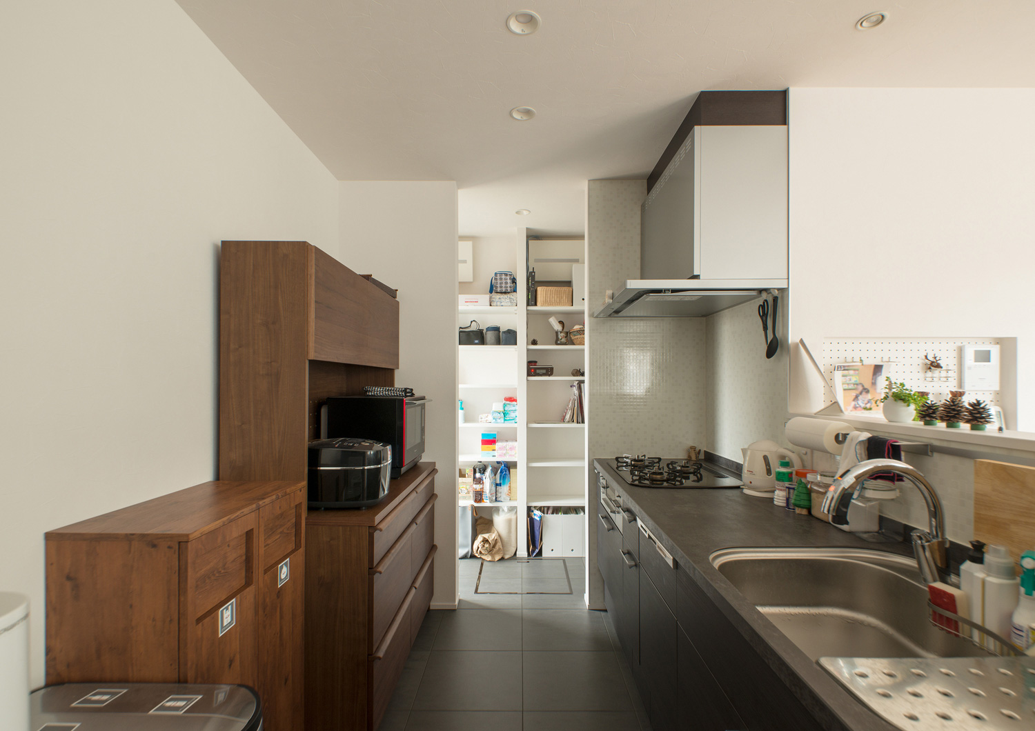 注文住宅・デザイン住宅建築実例_キッチン 注文住宅・デザイン住宅建築実例_『CASE510 青藍の匣』_キッチン