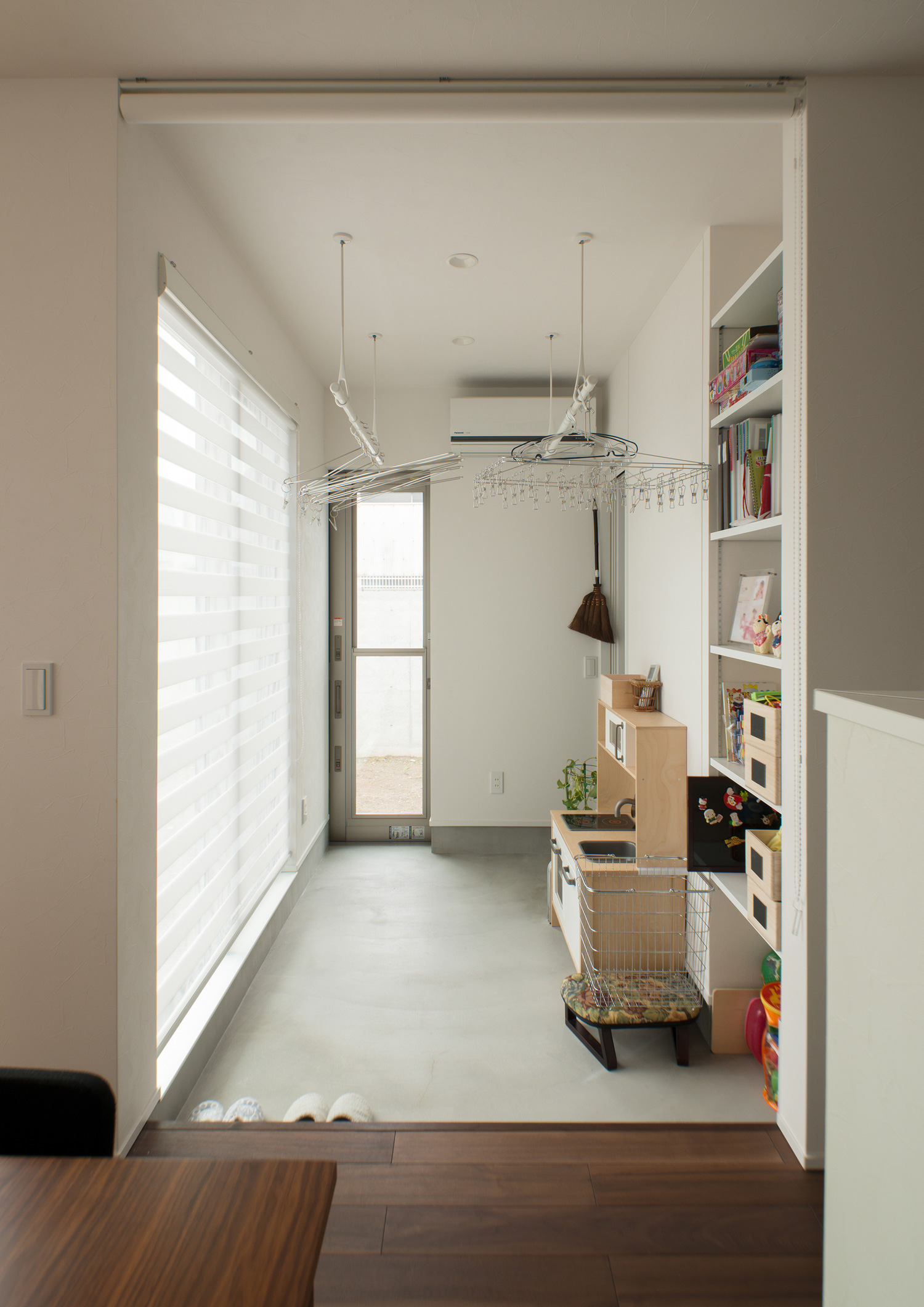 注文住宅・デザイン住宅建築実例_ 注文住宅・デザイン住宅建築実例_『CASE510 青藍の匣』_勝手口