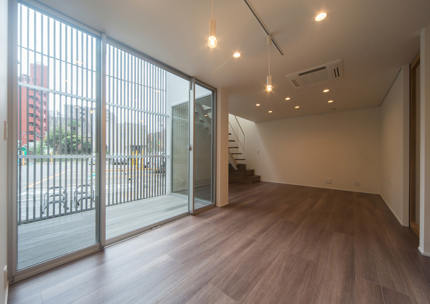 注文住宅・デザイン住宅建築実例_LDK 注文住宅・デザイン住宅建築実例_『CASE516 内包する家』_LDK