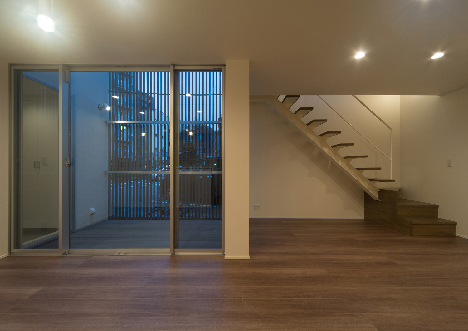 注文住宅・デザイン住宅建築実例_LDK 注文住宅・デザイン住宅建築実例_『CASE516 内包する家』_LDK