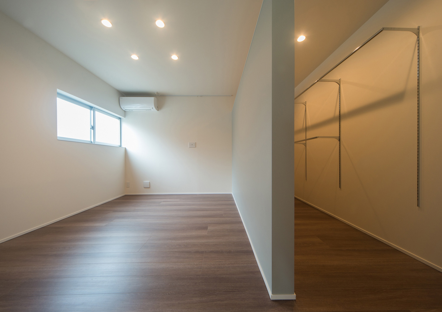 注文住宅・デザイン住宅建築実例_寝室 注文住宅・デザイン住宅建築実例_『CASE516 内包する家』_寝室