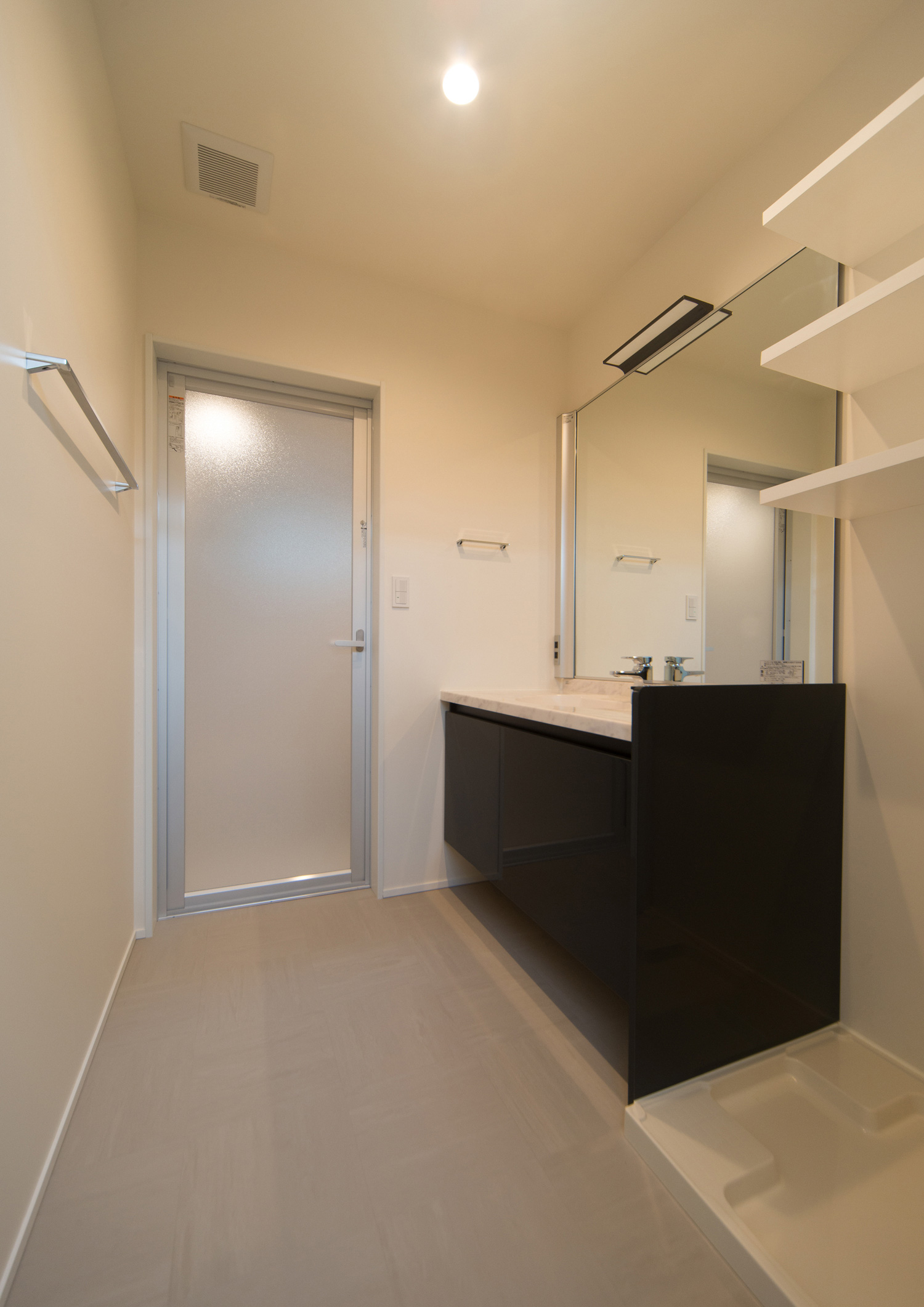 注文住宅・デザイン住宅建築実例_浴室・洗面所 注文住宅・デザイン住宅建築実例_『CASE516 内包する家』_浴室・洗面所