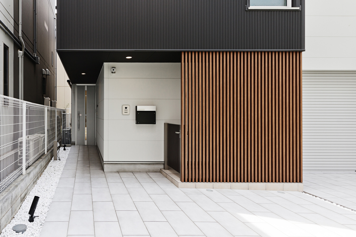 注文住宅・デザイン住宅建築実例_外観 注文住宅・デザイン住宅建築実例_『CASE517 静なる家』_外観