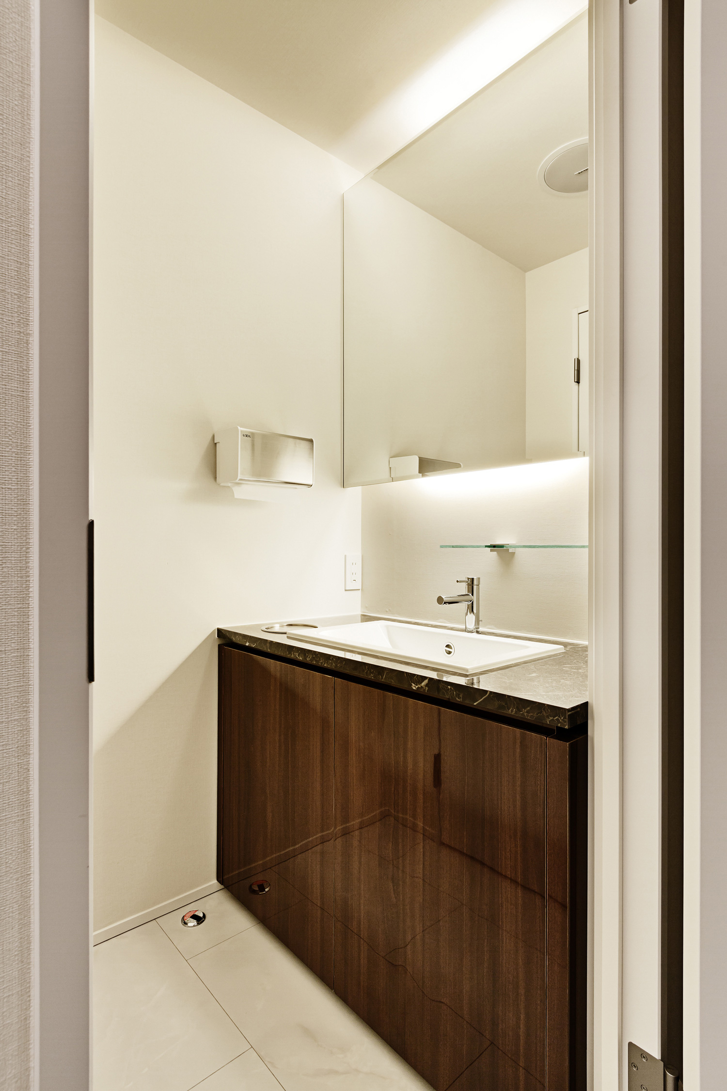 注文住宅・デザイン住宅建築実例_浴室・洗面所 注文住宅・デザイン住宅建築実例_『CASE517 静なる家』_浴室・洗面所