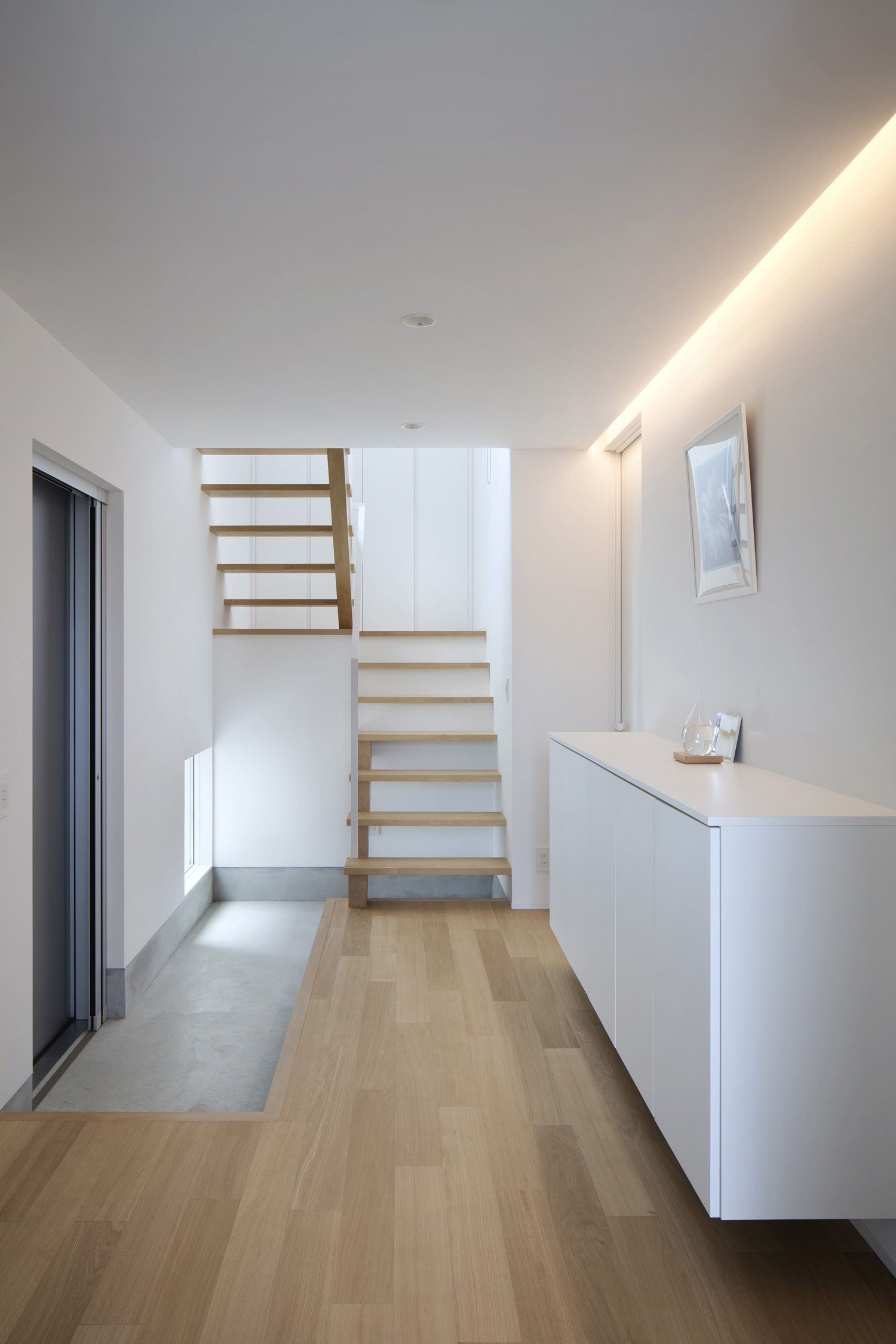 注文住宅・デザイン住宅建築実例_玄関 注文住宅・デザイン住宅建築実例_『CASE519 L a　V』_玄関