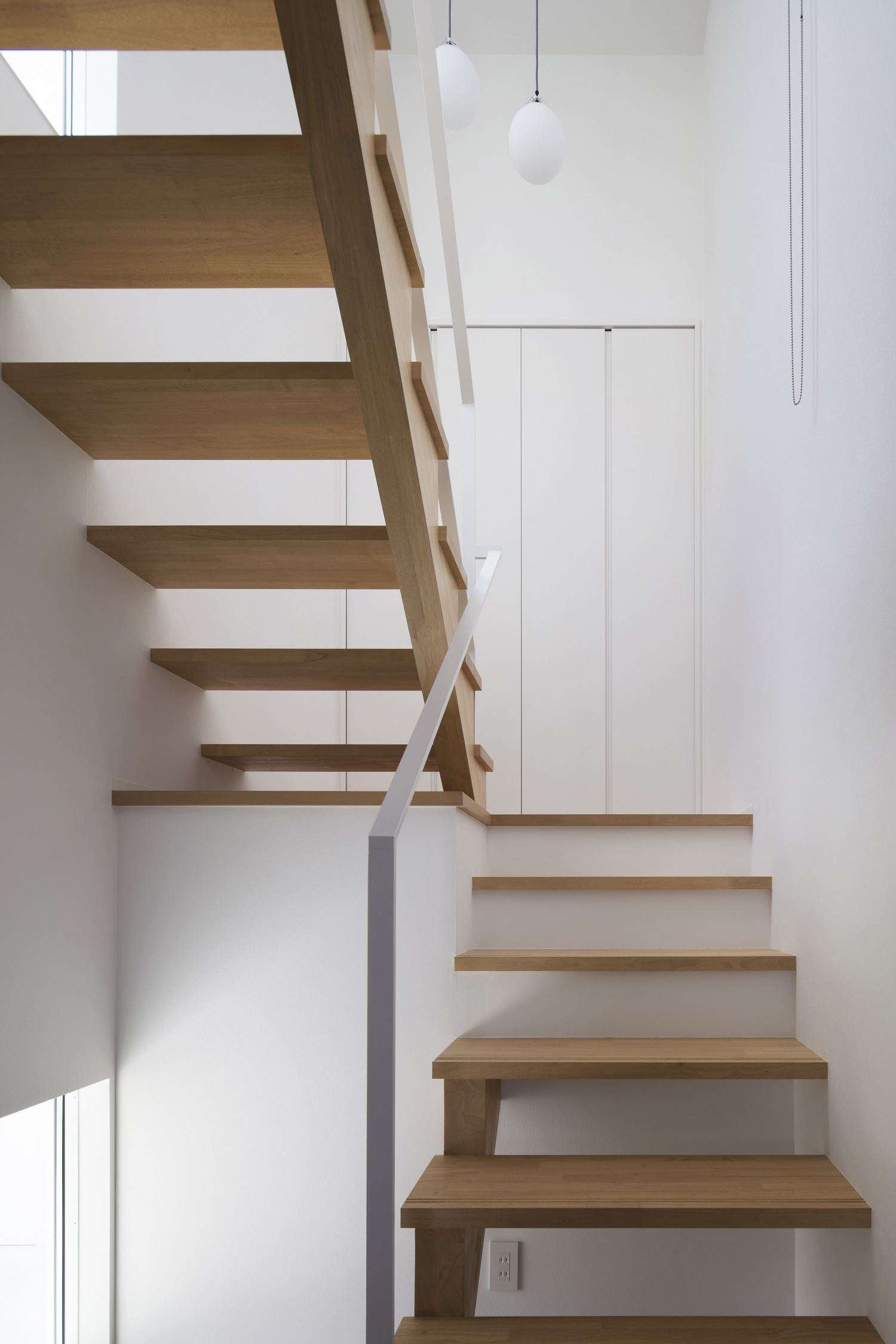 注文住宅・デザイン住宅建築実例_階段 注文住宅・デザイン住宅建築実例_『CASE519 L a　V』_階段