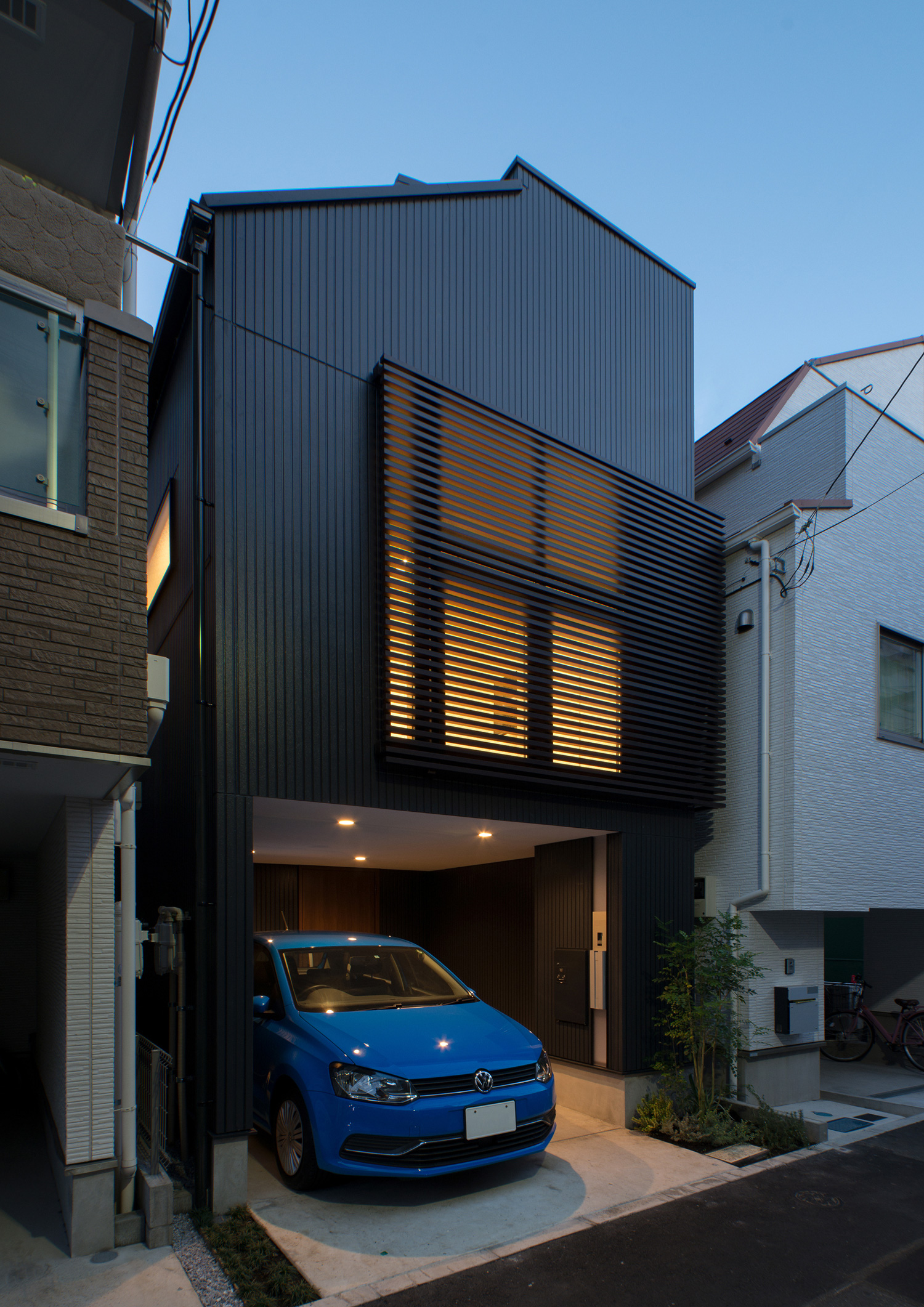 注文住宅・デザイン住宅建築実例_外観 注文住宅・デザイン住宅建築実例_『CASE529 黒壁の隠れ家』_外観