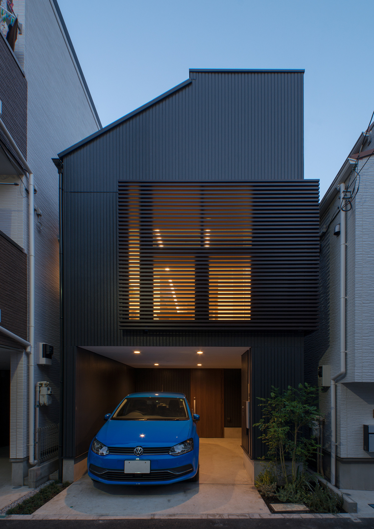 注文住宅・デザイン住宅建築実例_外観 注文住宅・デザイン住宅建築実例_『CASE529 黒壁の隠れ家』_外観