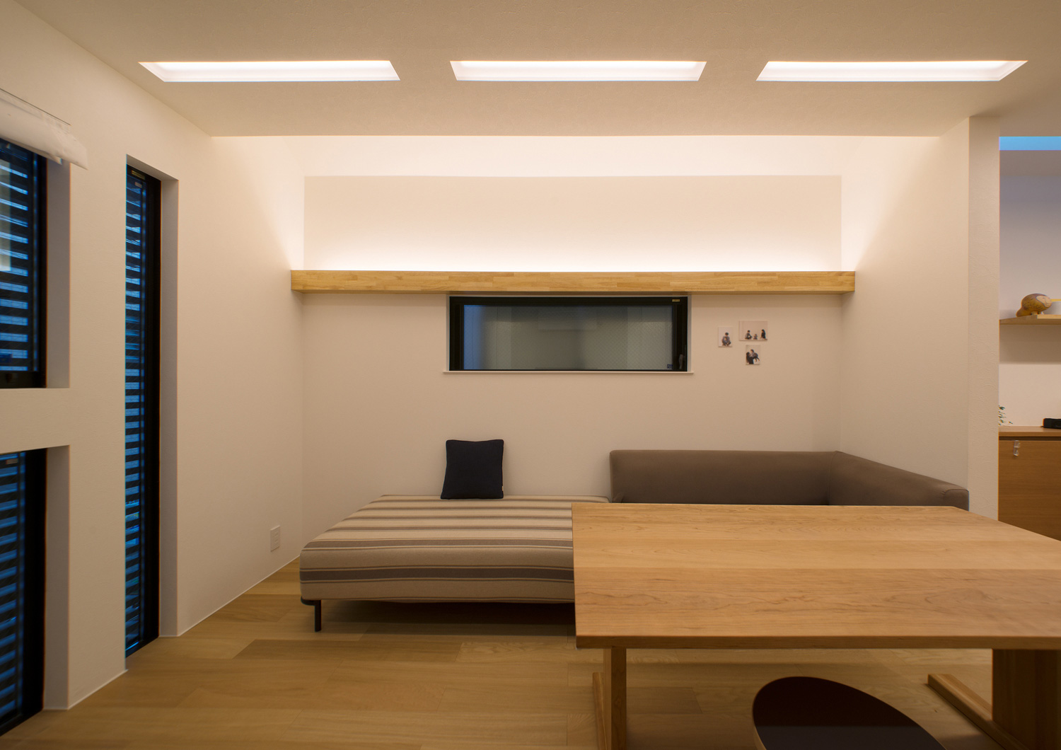 注文住宅・デザイン住宅建築実例_LDK 注文住宅・デザイン住宅建築実例_『CASE529 黒壁の隠れ家』_LDK