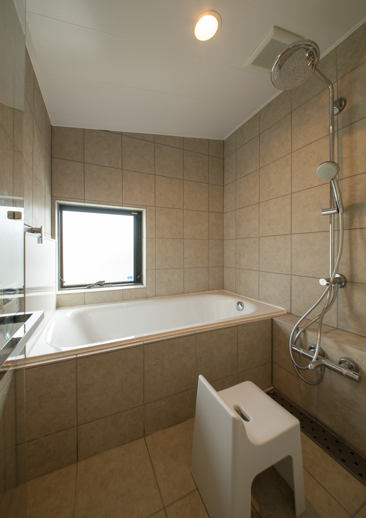 注文住宅・デザイン住宅建築実例_浴室・洗面所 注文住宅・デザイン住宅建築実例_『CASE529 黒壁の隠れ家』_浴室・洗面所