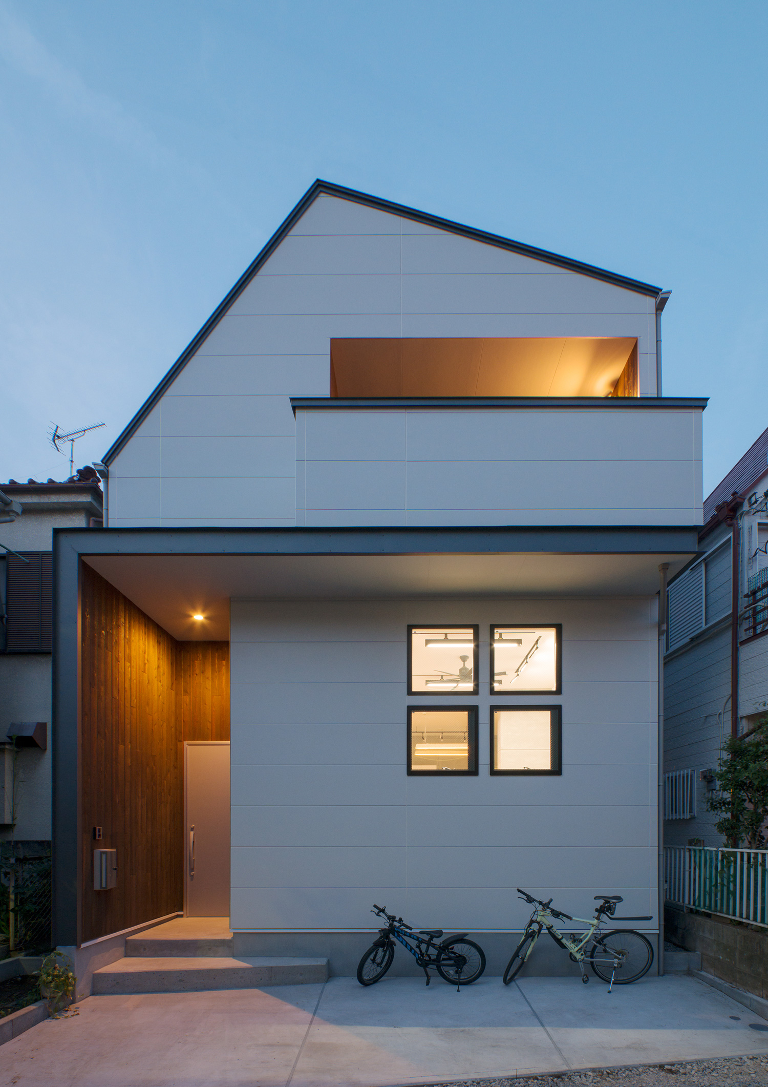 注文住宅・デザイン住宅建築実例_外観 注文住宅・デザイン住宅建築実例_『CASE532 土間と壁柱のハウス』_外観