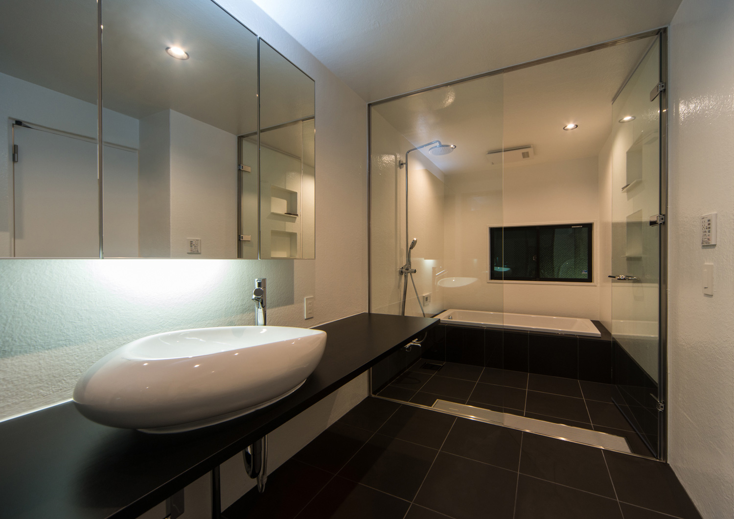 注文住宅・デザイン住宅建築実例_浴室・洗面所 注文住宅・デザイン住宅建築実例_『CASE537 White Cube』_浴室・洗面所