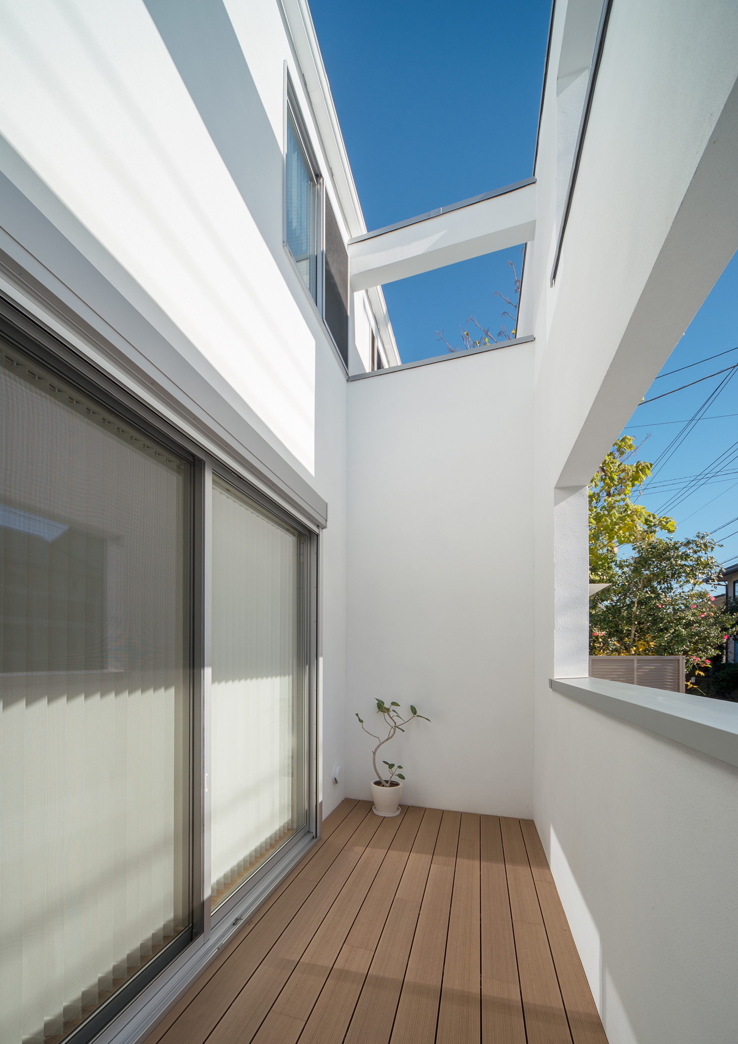 注文住宅・デザイン住宅建築実例_テラス・バルコニー 注文住宅・デザイン住宅建築実例_『CASE538 「　　　」（フチどる）』_テラス・バルコニー